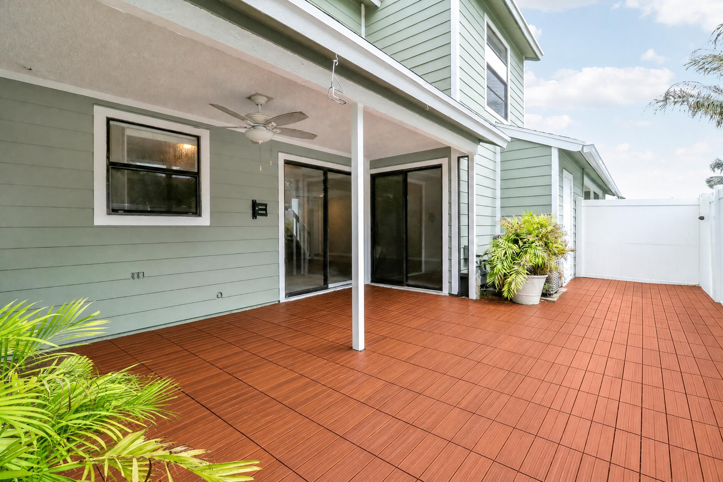 202 LAKEWOOD Drive 11B