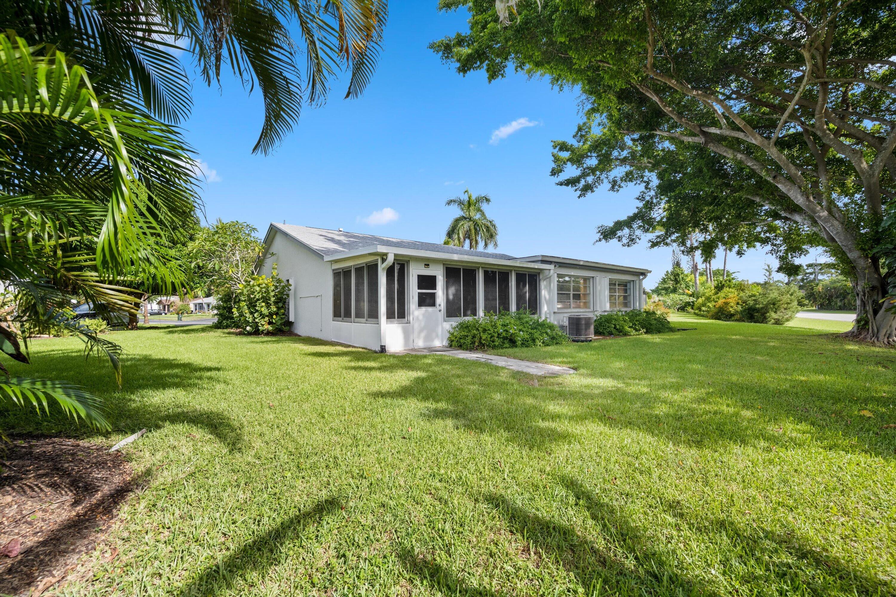 6127 RAINBOW Circle