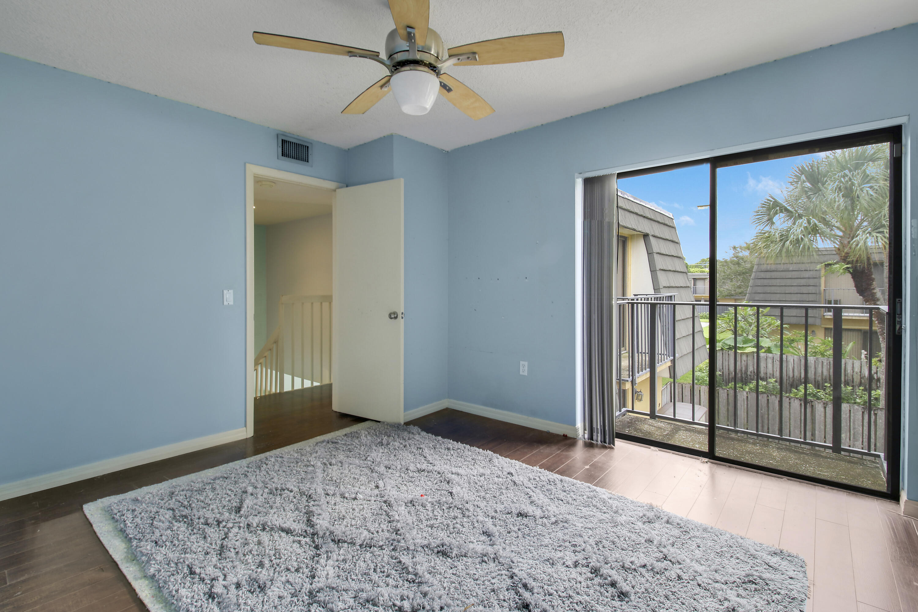 2218 22nd Way