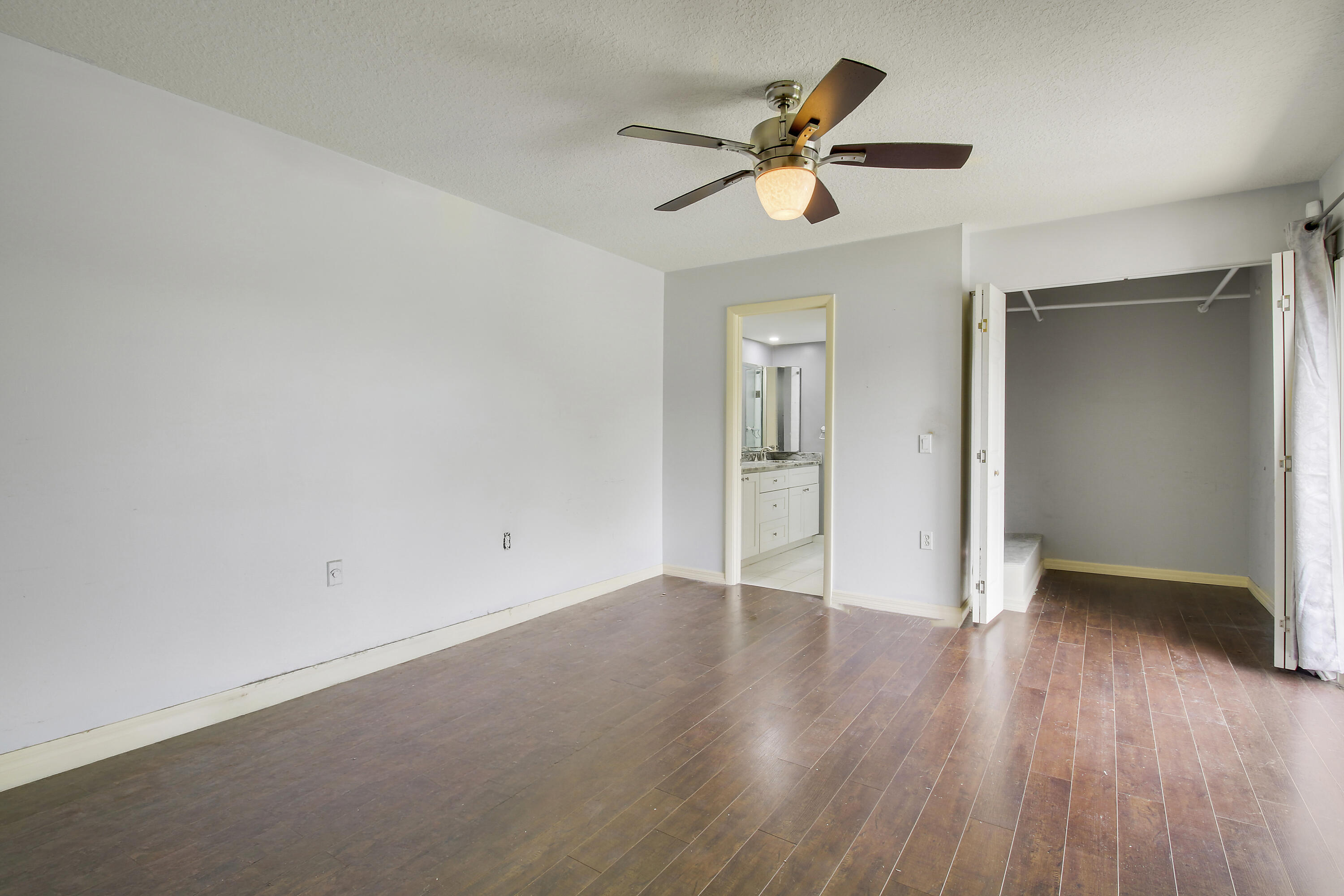 2218 22nd Way