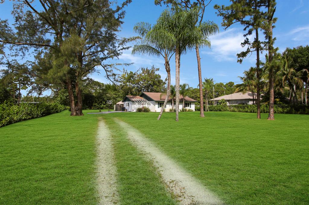 5811 Royal Palm Beach Boulevard