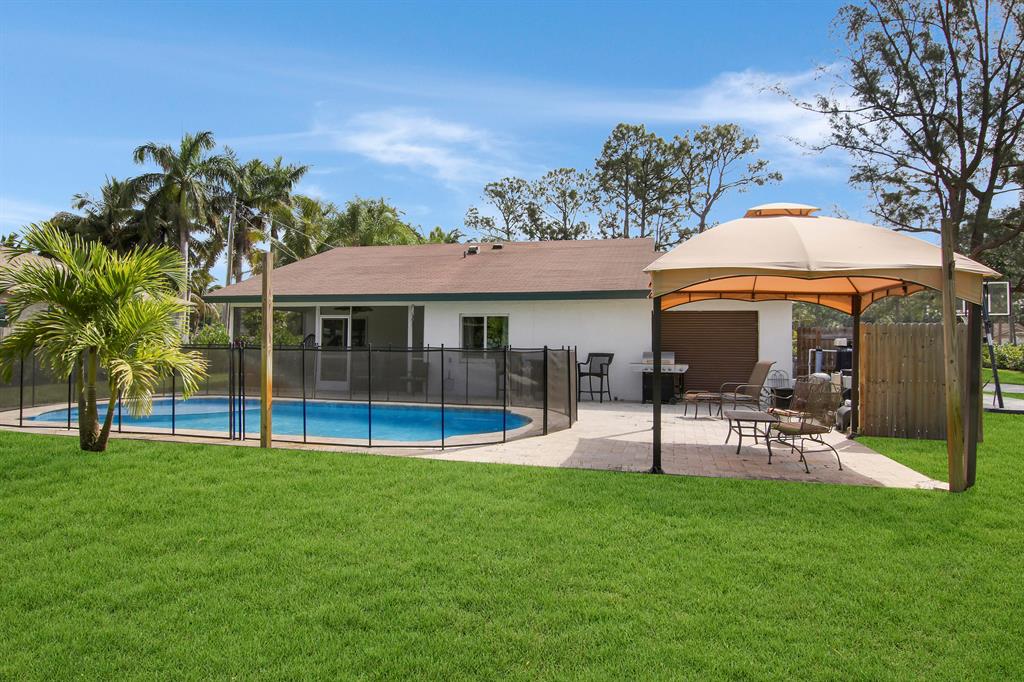 5811 Royal Palm Beach Boulevard