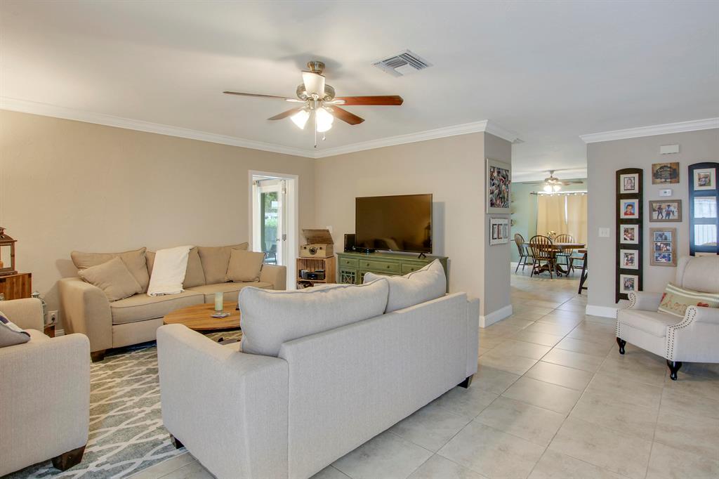5811 Royal Palm Beach Boulevard