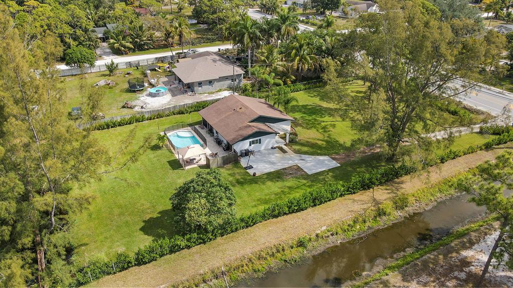 5811 Royal Palm Beach Boulevard