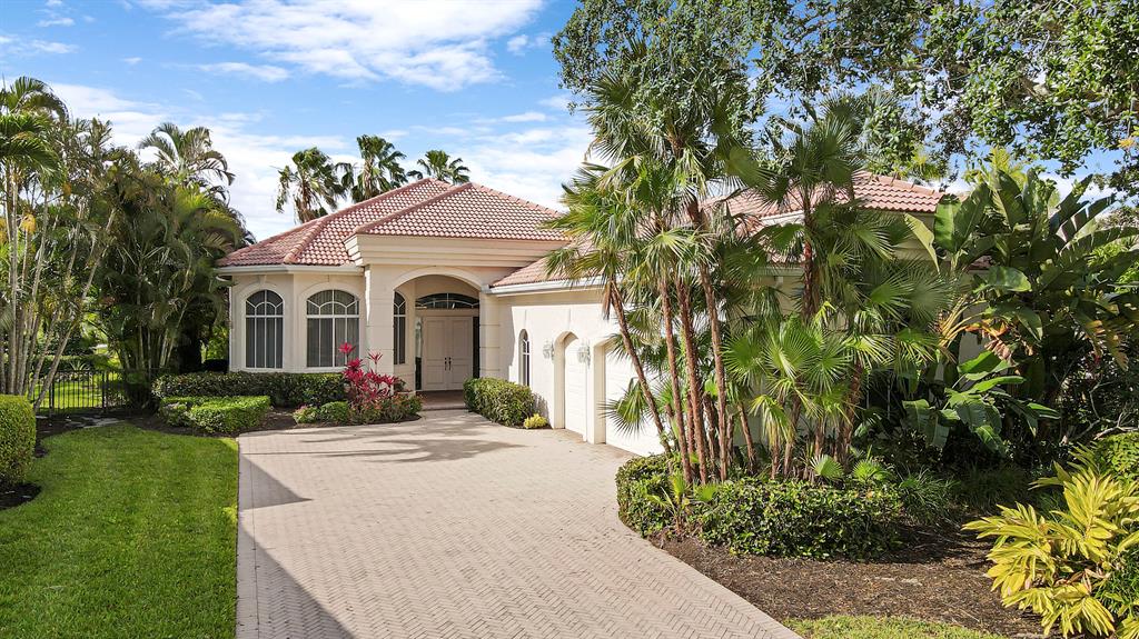 6778 Oakmont Way