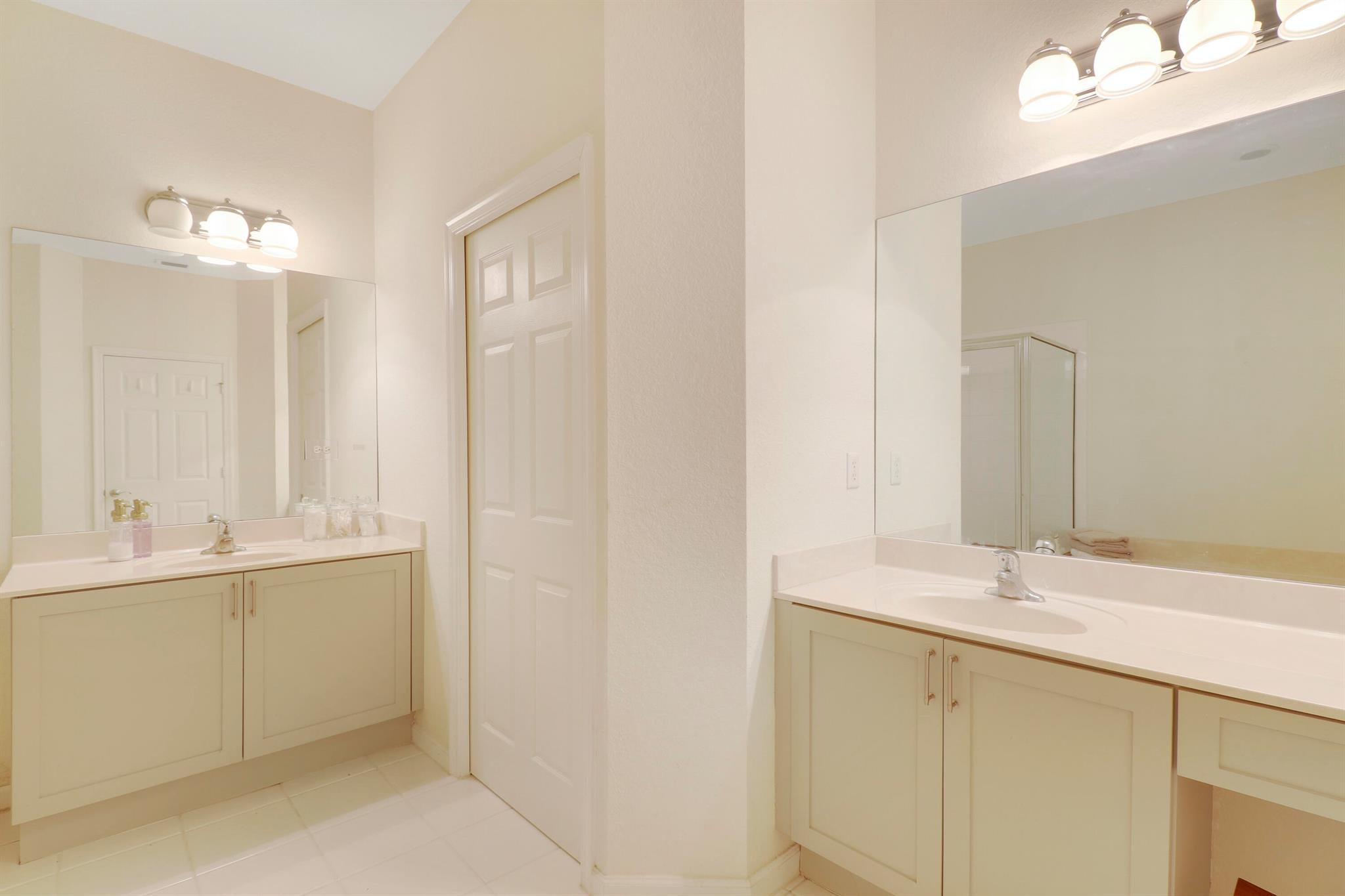 425 Greenwich Circle 203