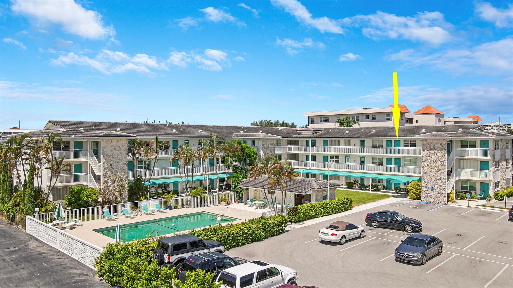 37 Yacht Club Drive 302