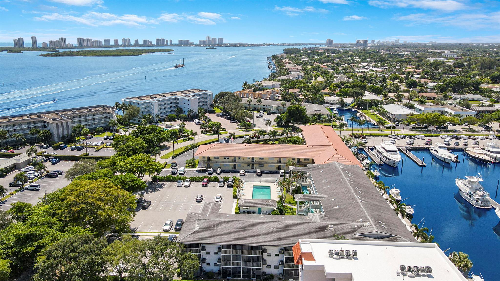 37 Yacht Club Drive 302