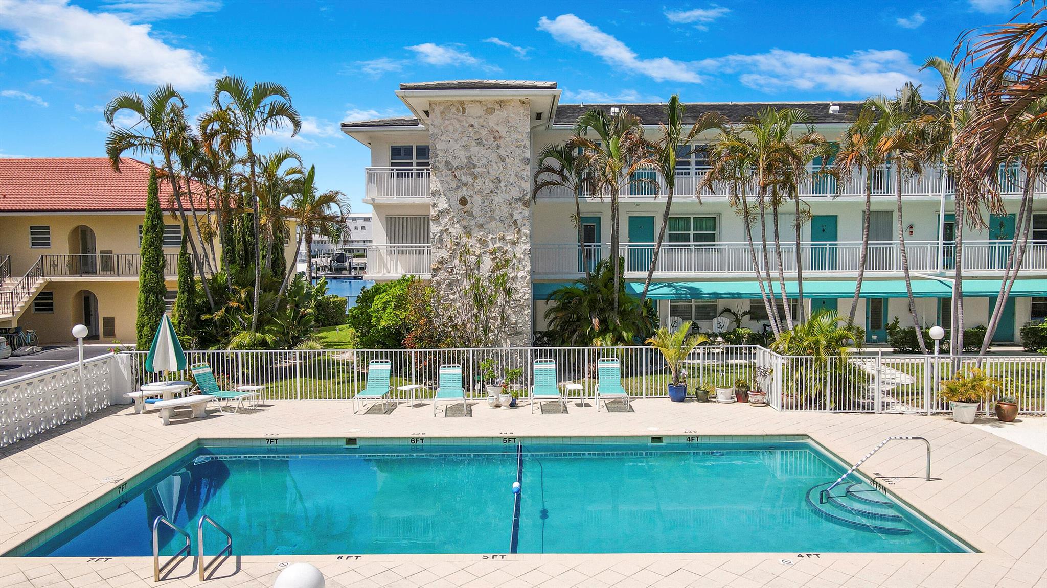 37 Yacht Club Drive 302