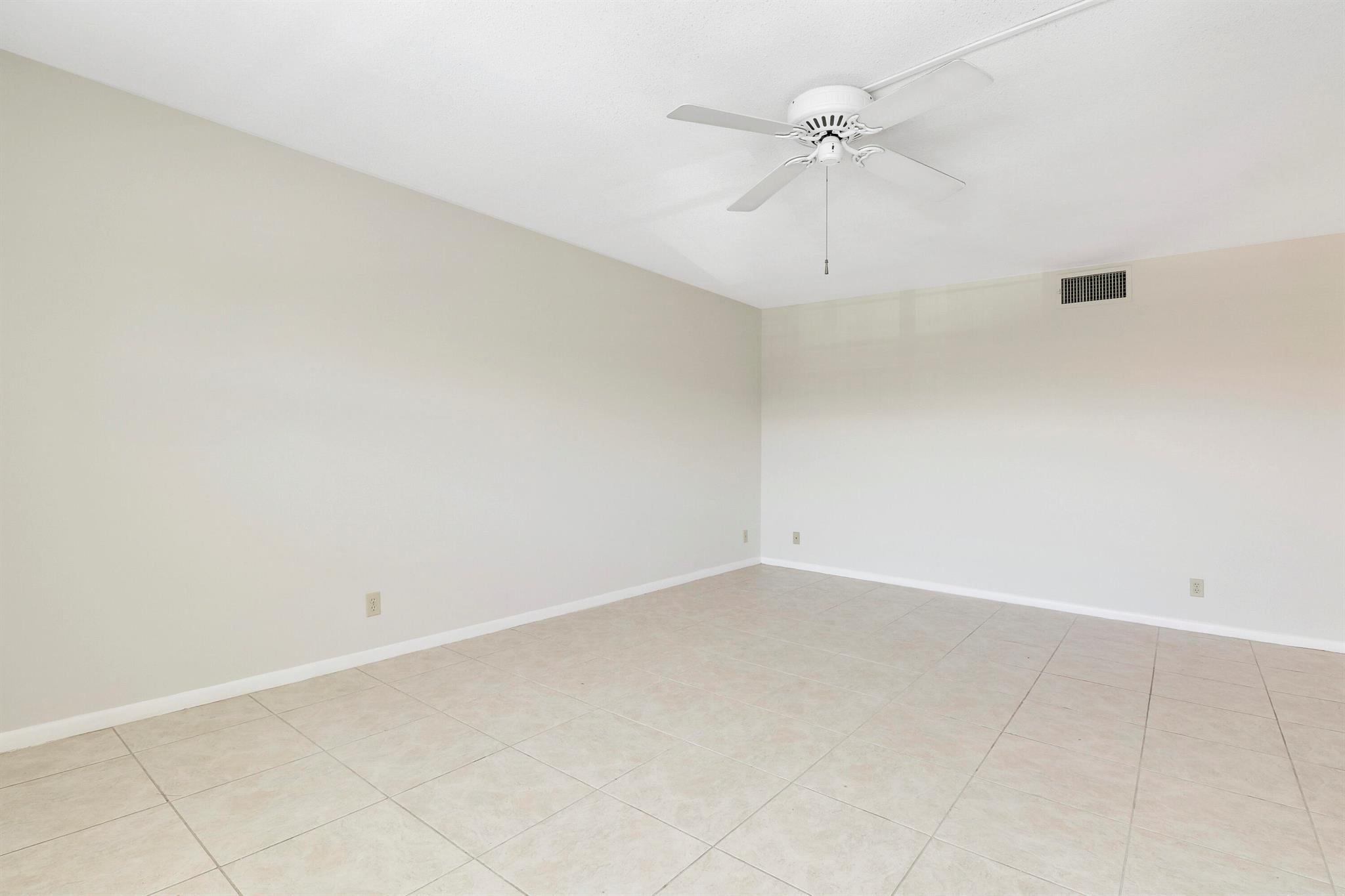 37 Yacht Club Drive 302