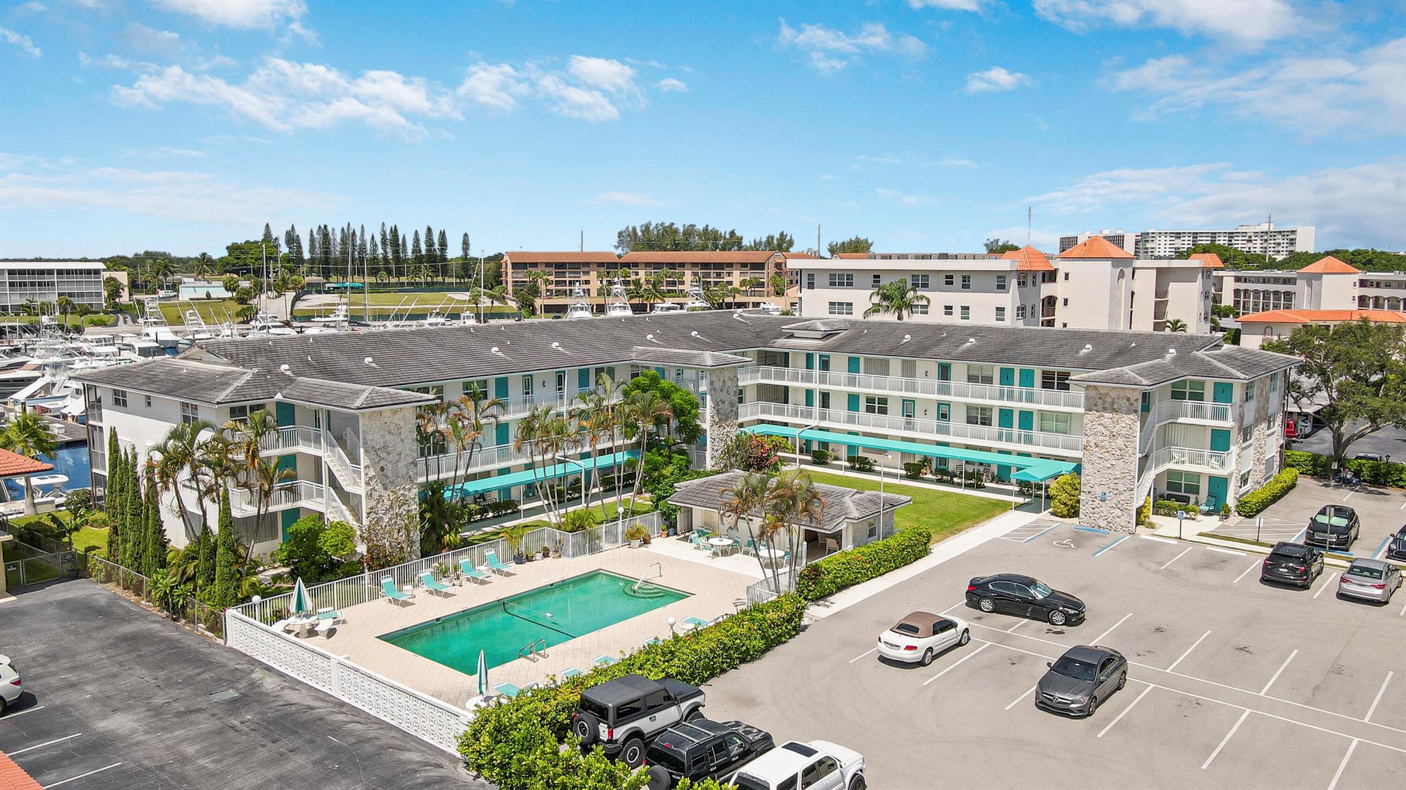 37 Yacht Club Drive 302
