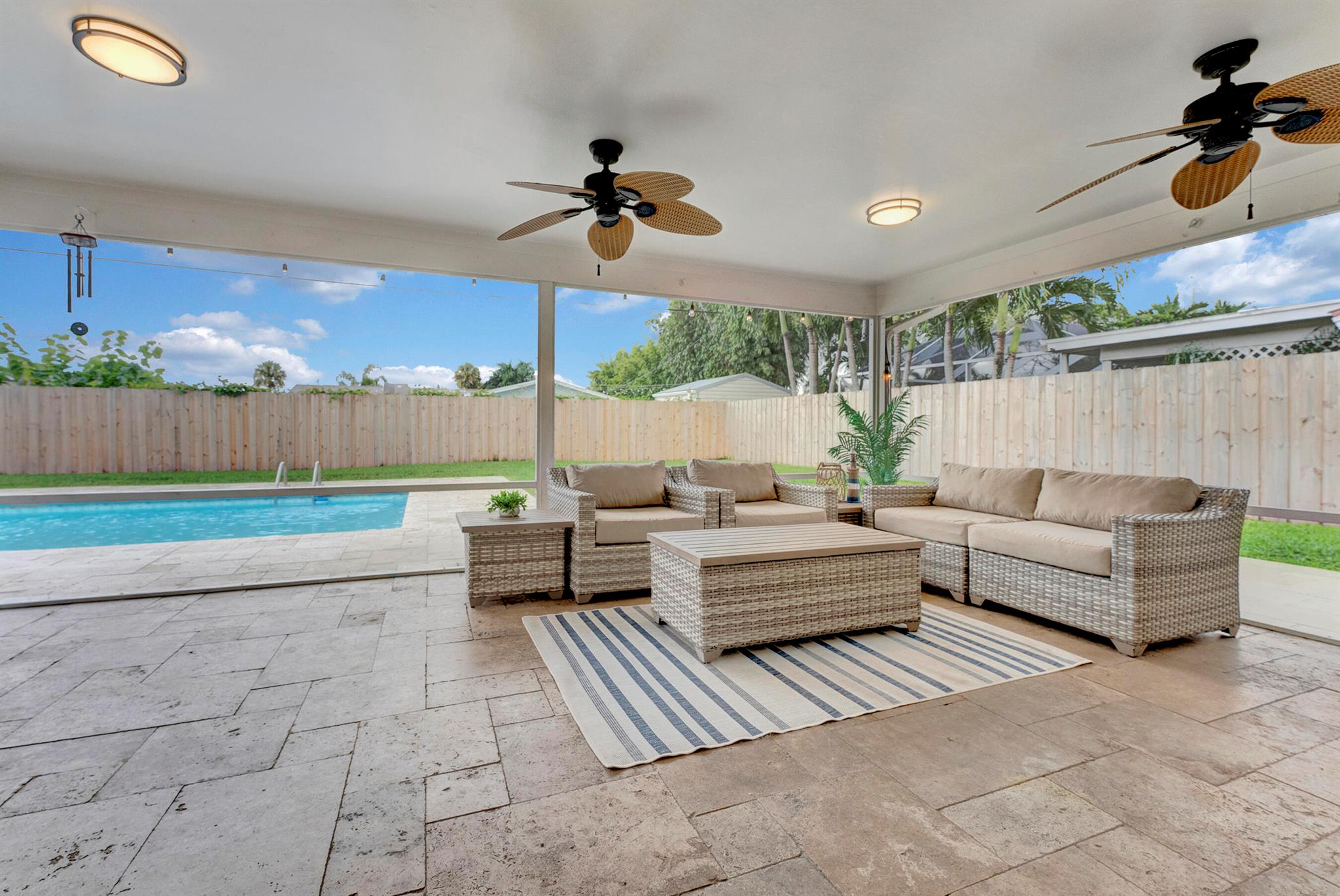 3882 Buttercup Circle S