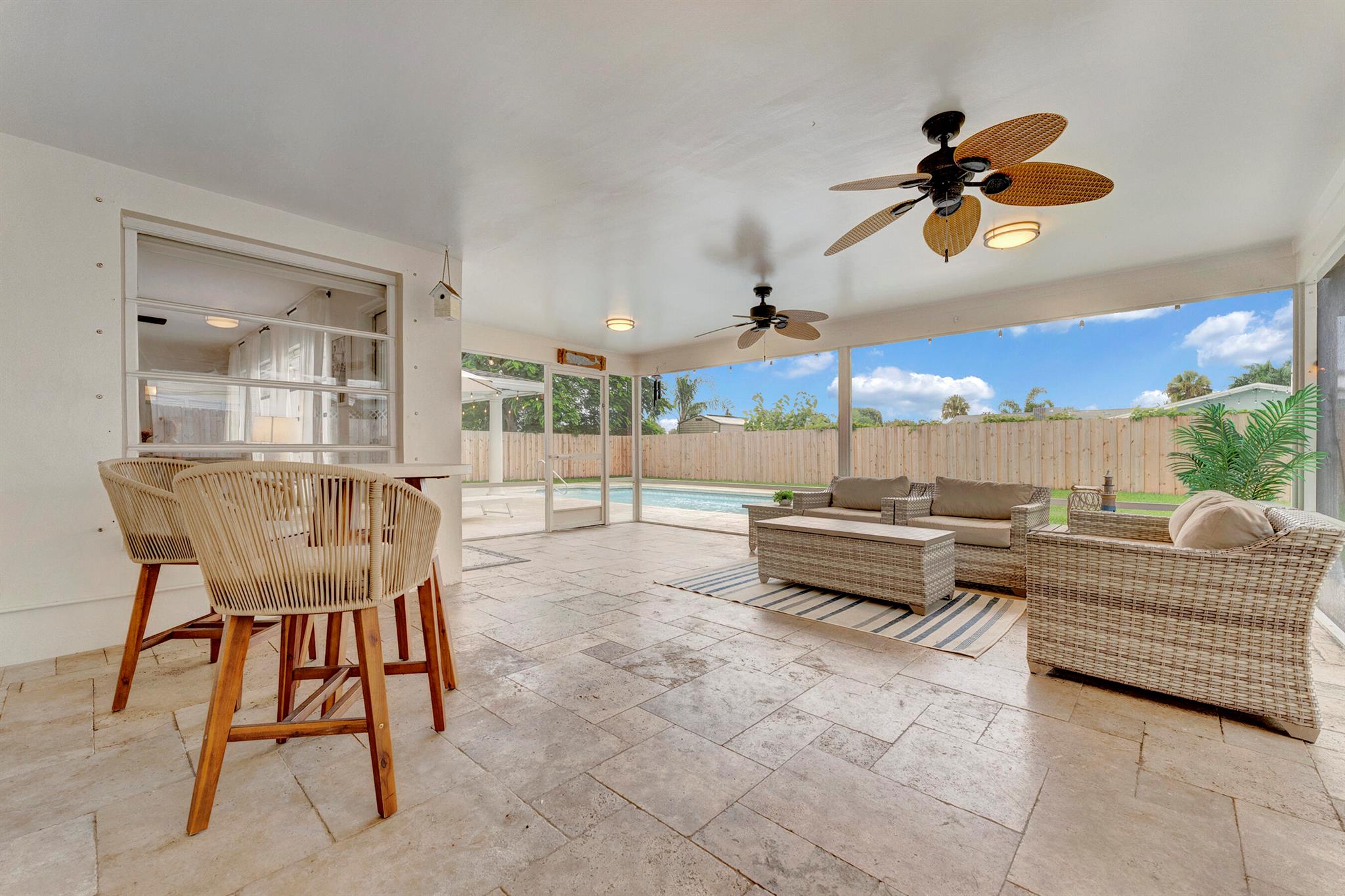 3882 Buttercup Circle S
