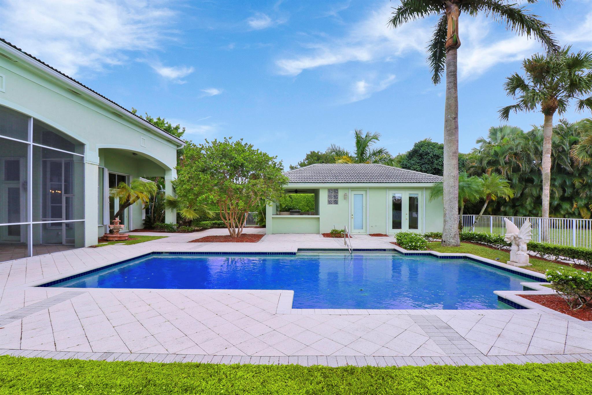 7780 Ironhorse Boulevard