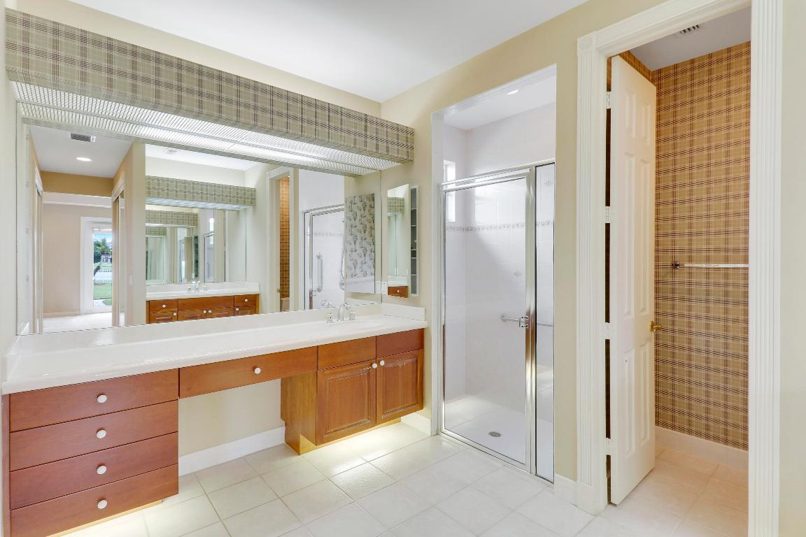 7780 Ironhorse Boulevard