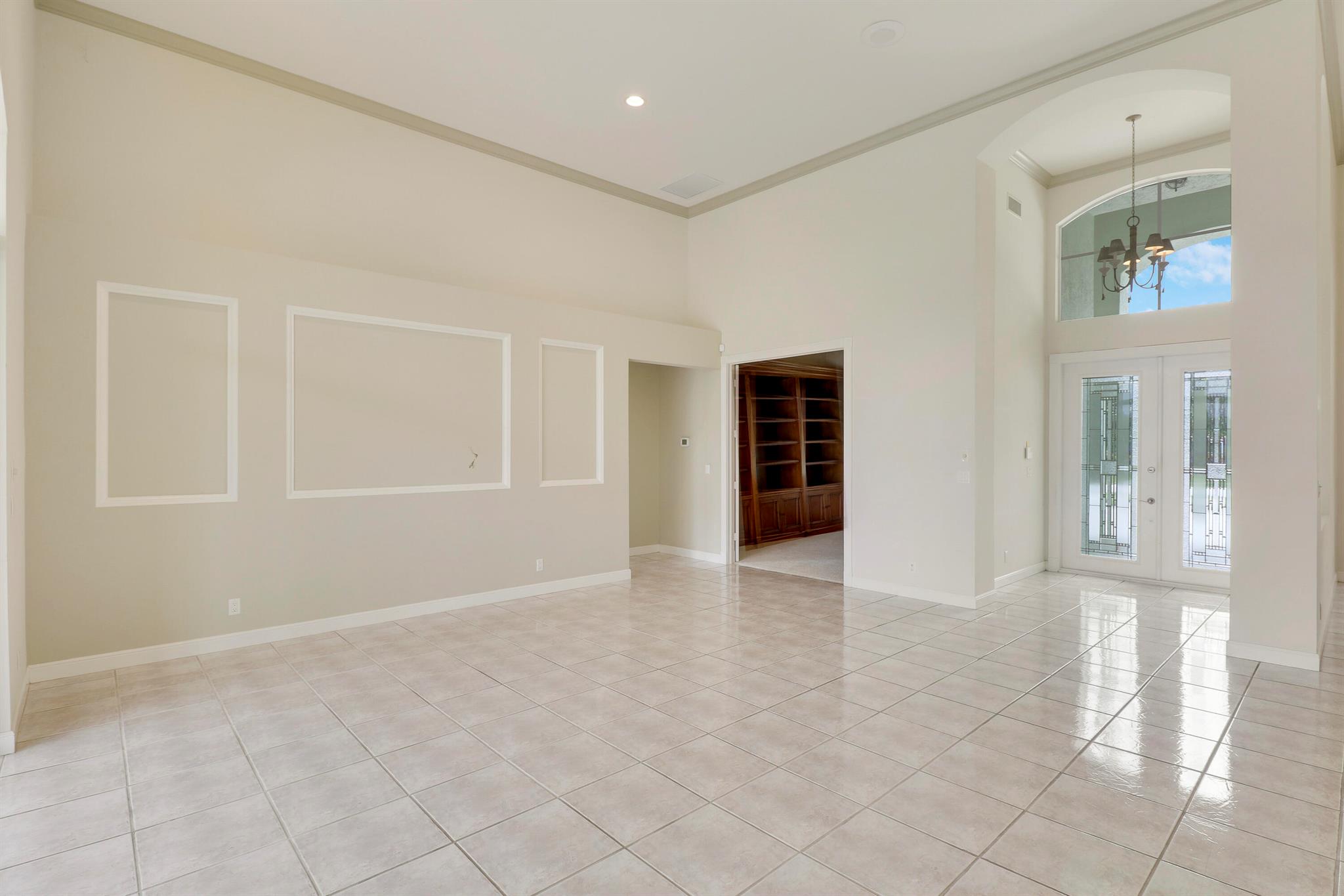 7780 Ironhorse Boulevard