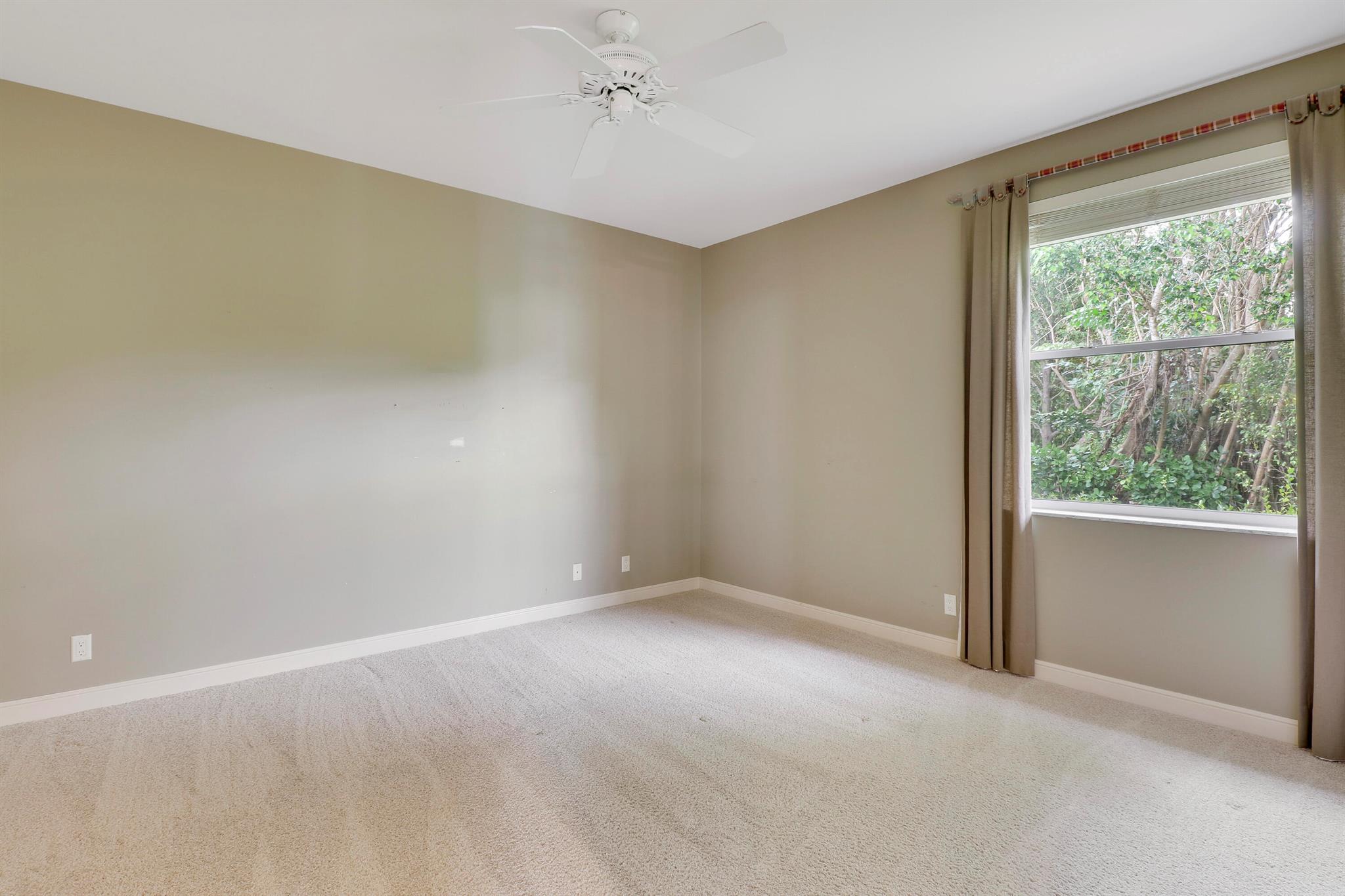 7780 Ironhorse Boulevard