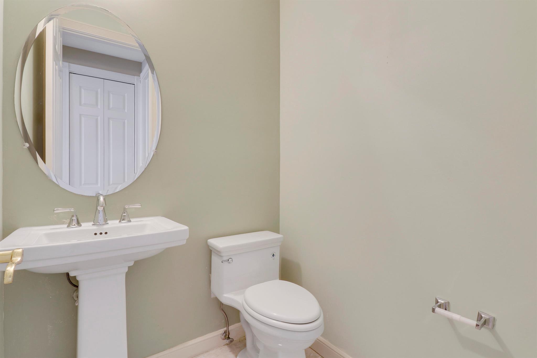 7780 Ironhorse Boulevard