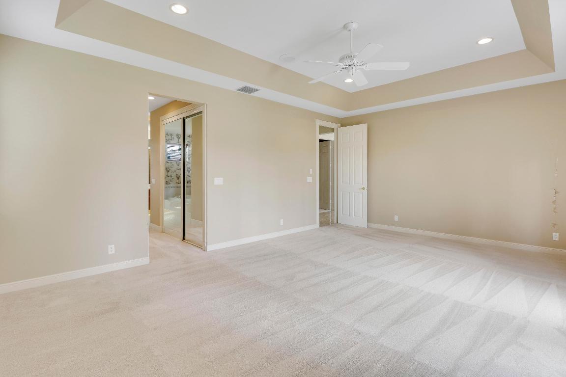 7780 Ironhorse Boulevard