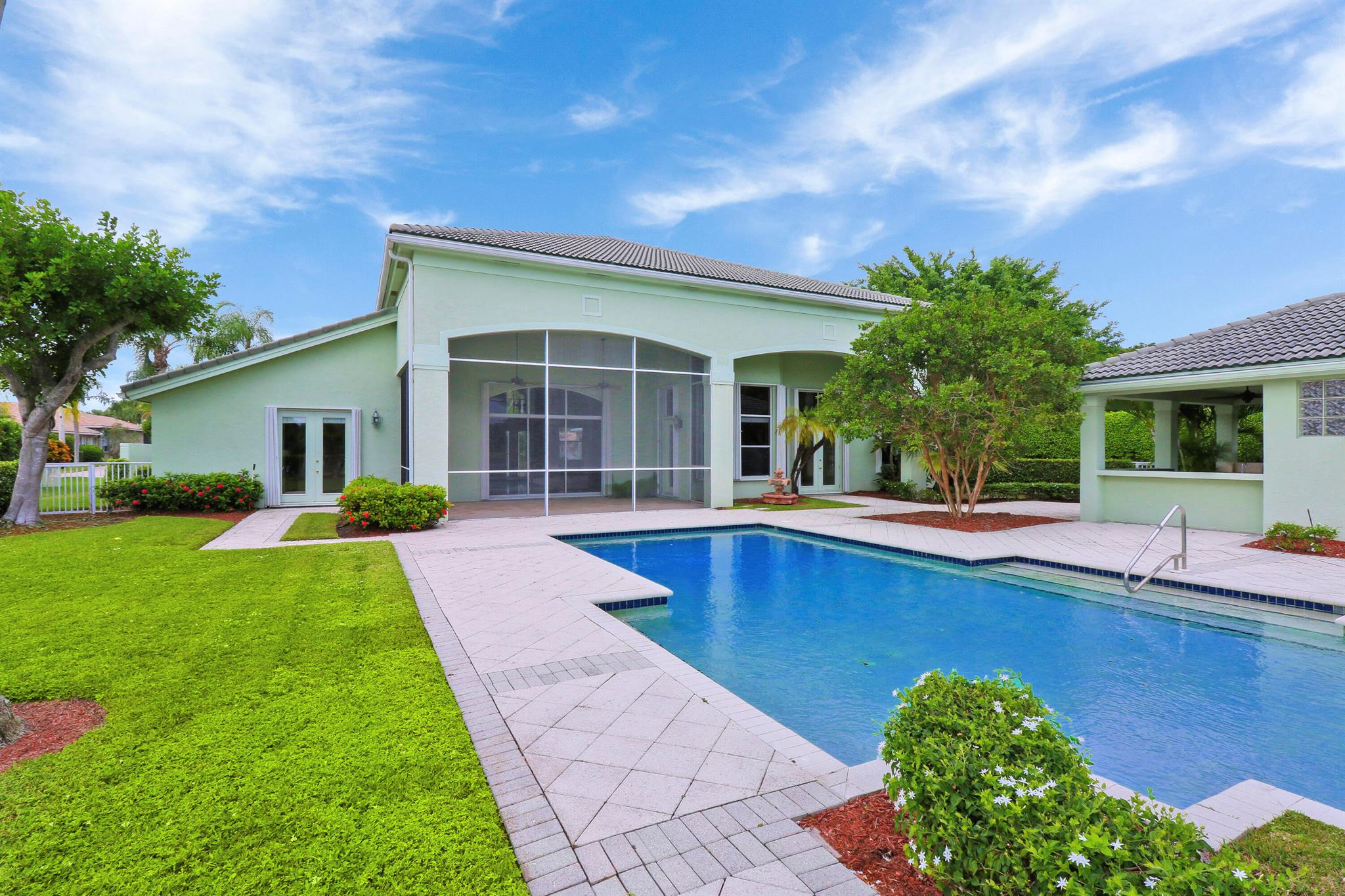 7780 Ironhorse Boulevard