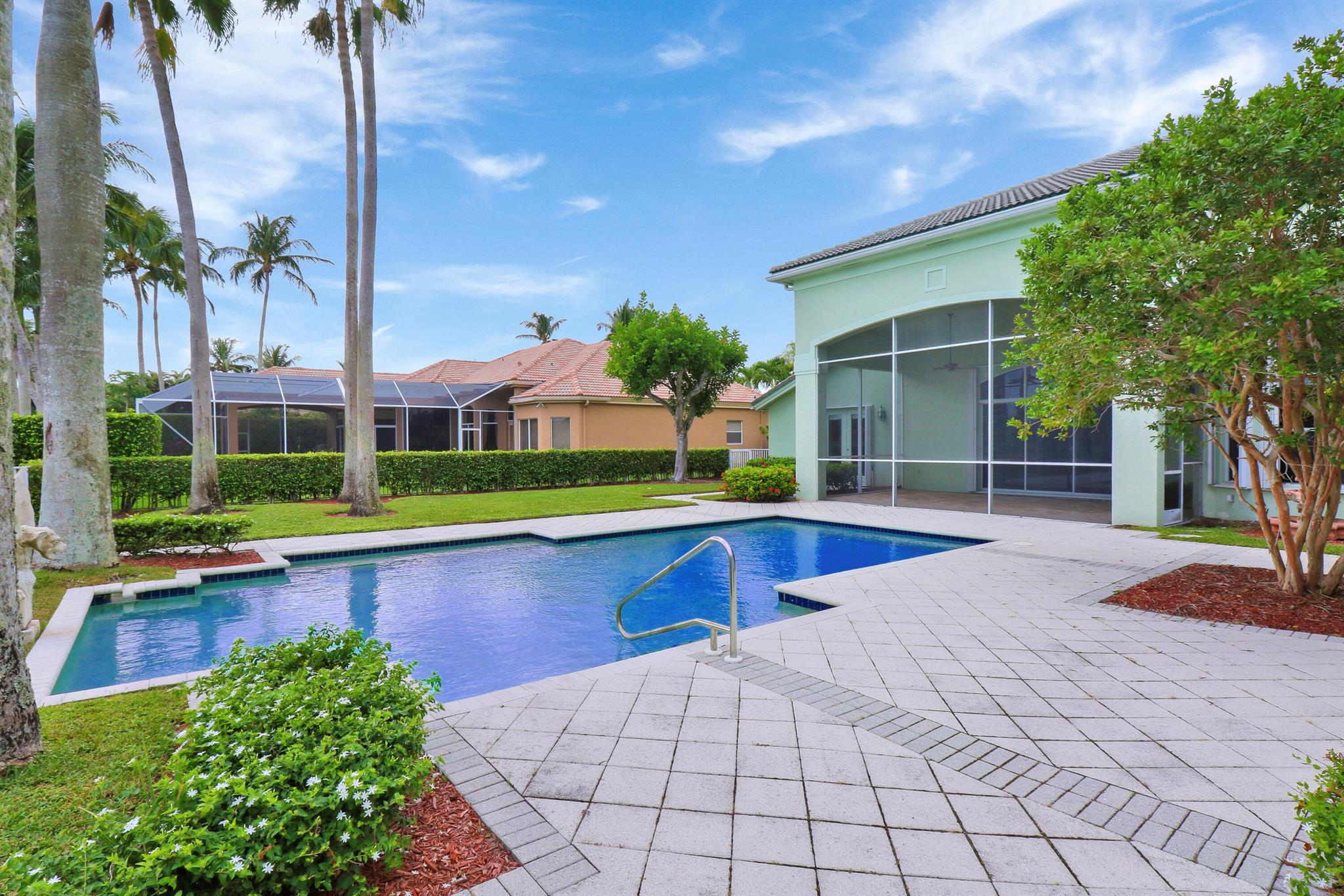 7780 Ironhorse Boulevard