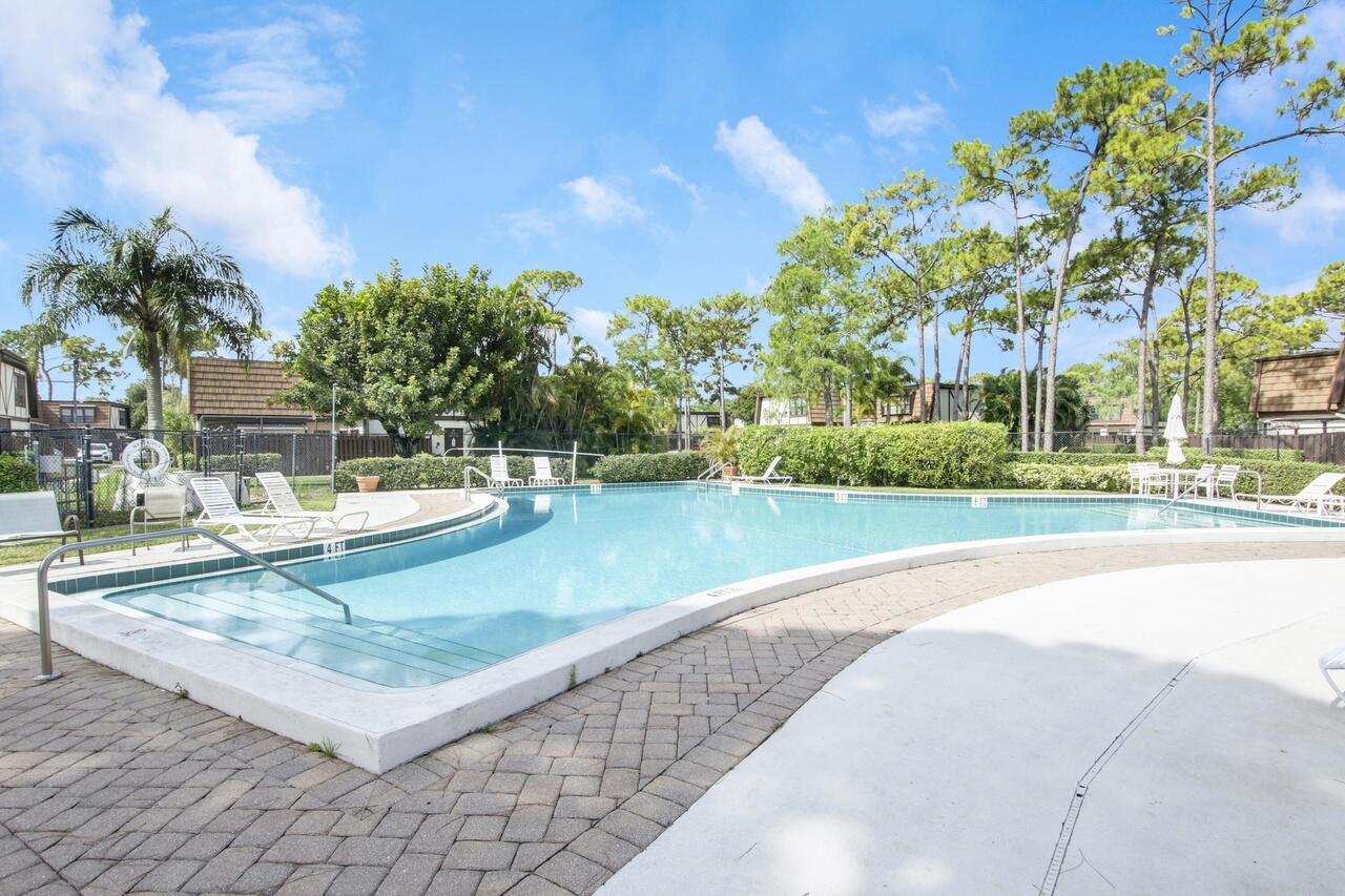 126 Weybridge Circle C