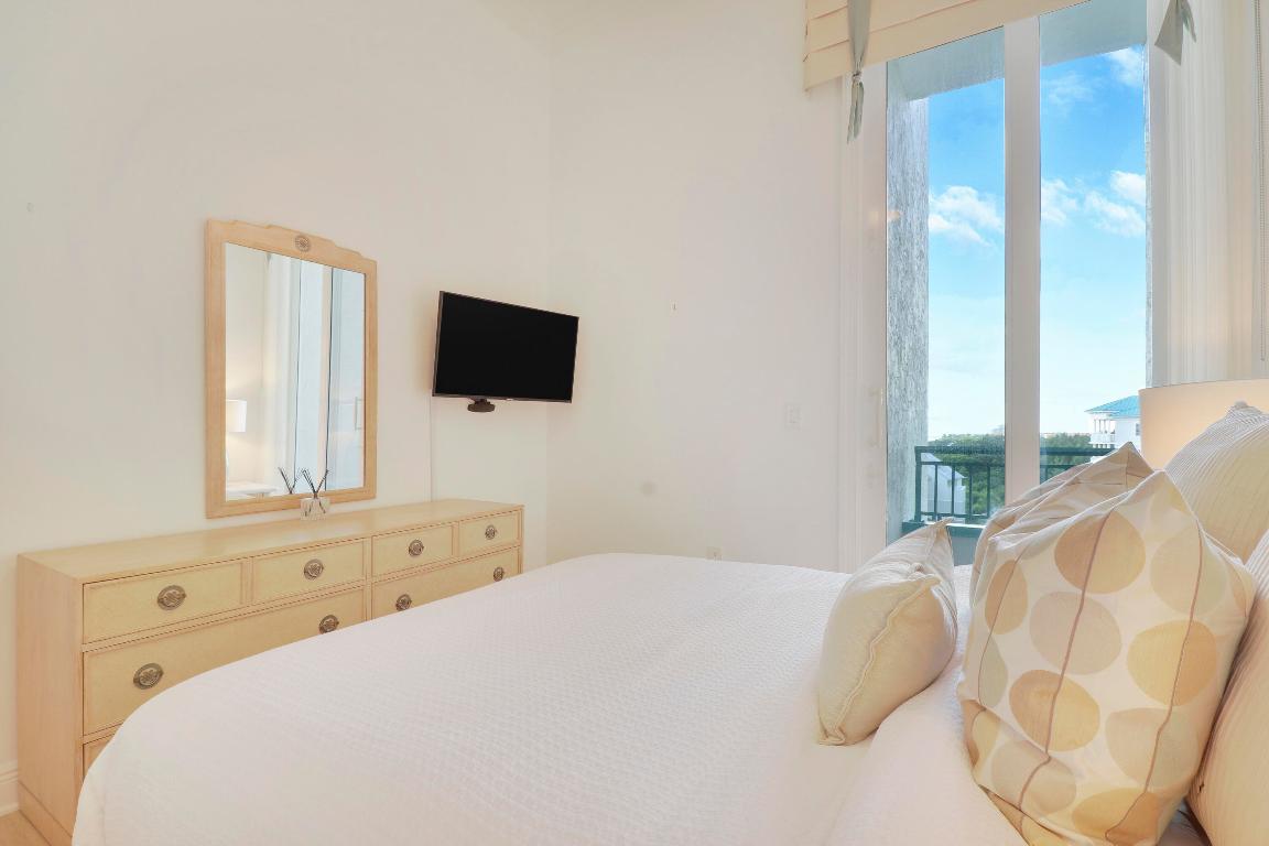 2000 S Highway A1a N602