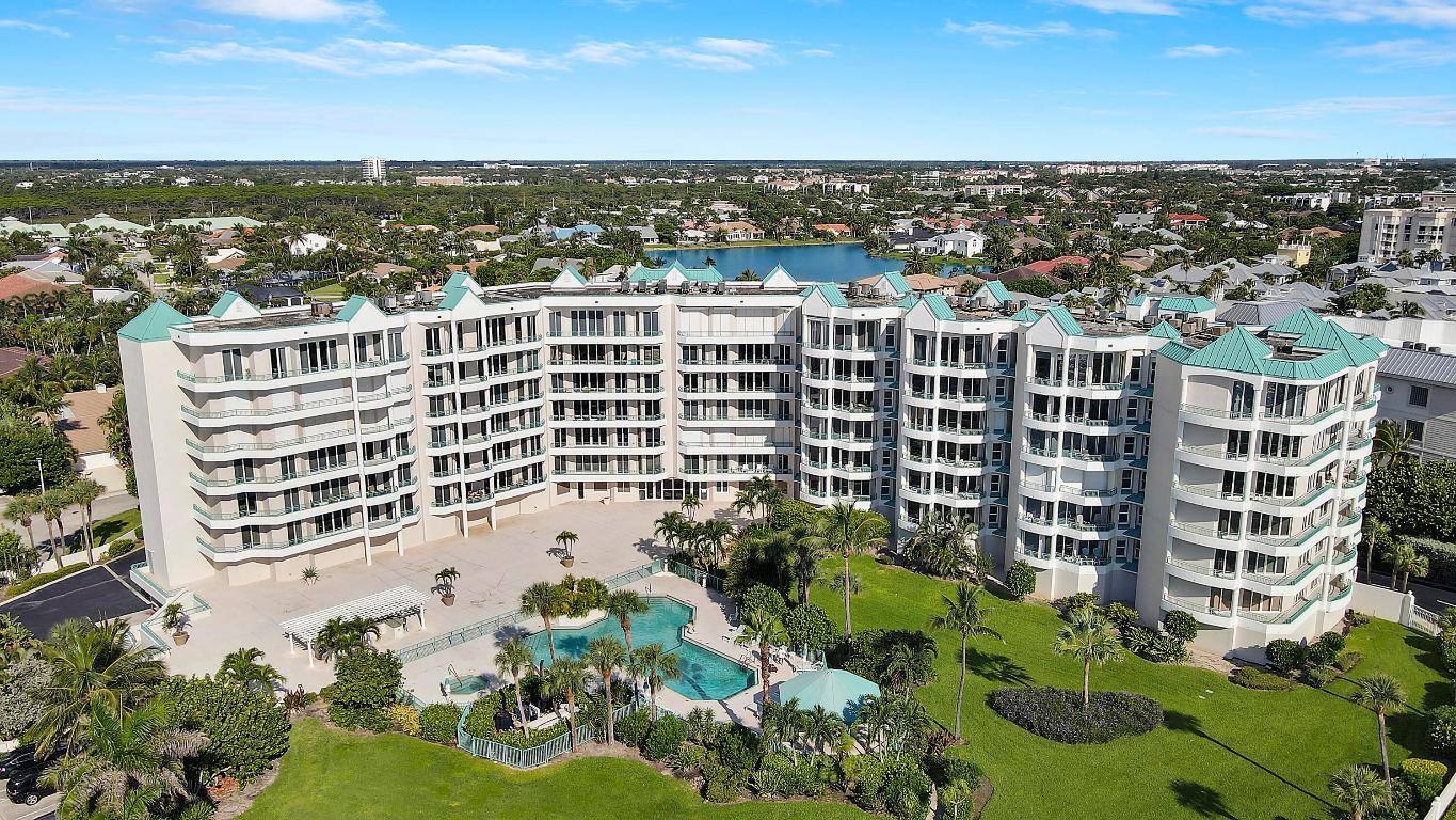 2000 S Highway A1a N602