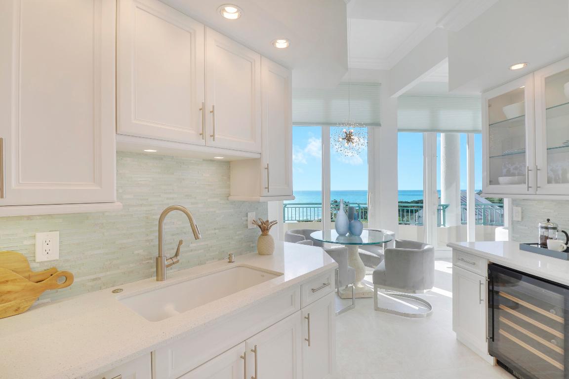 2000 S Highway A1a N602