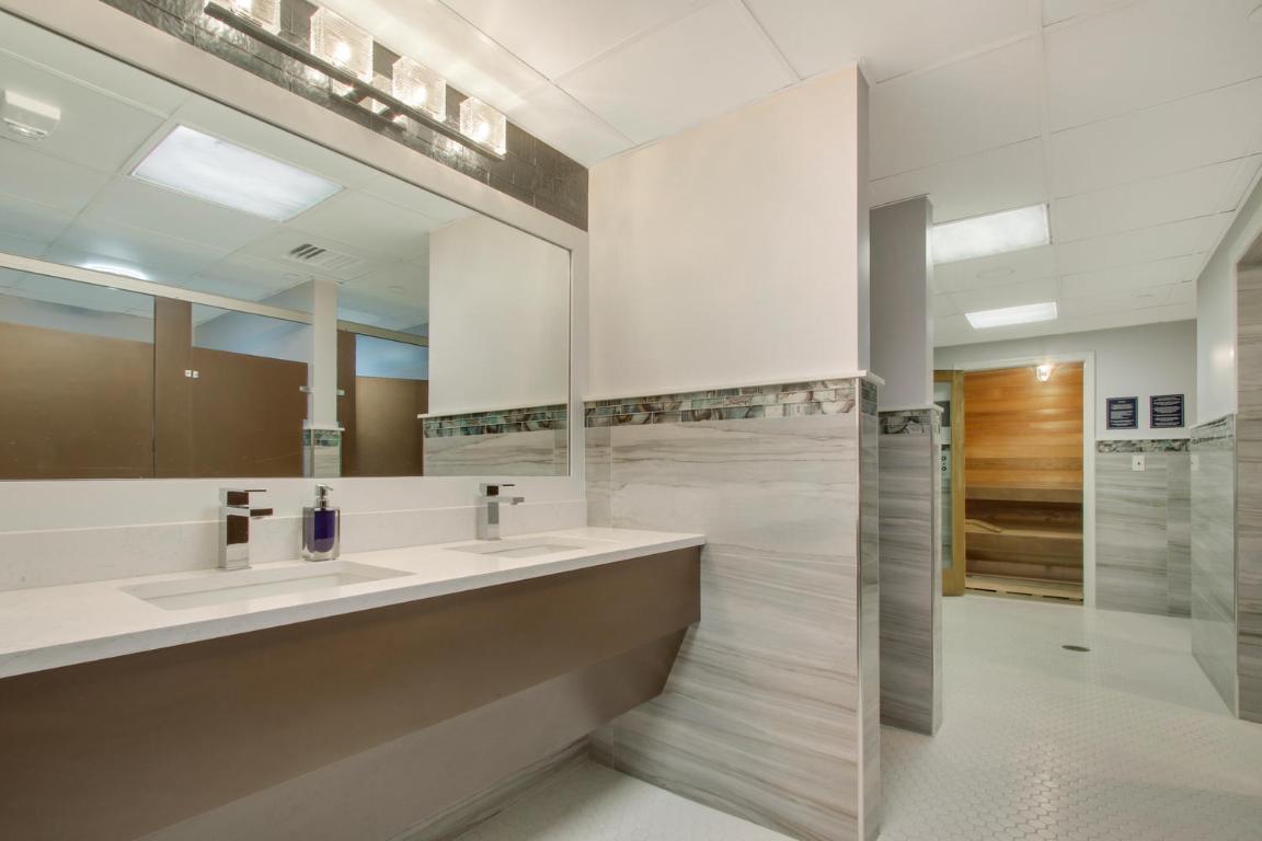 2000 S Highway A1a N602