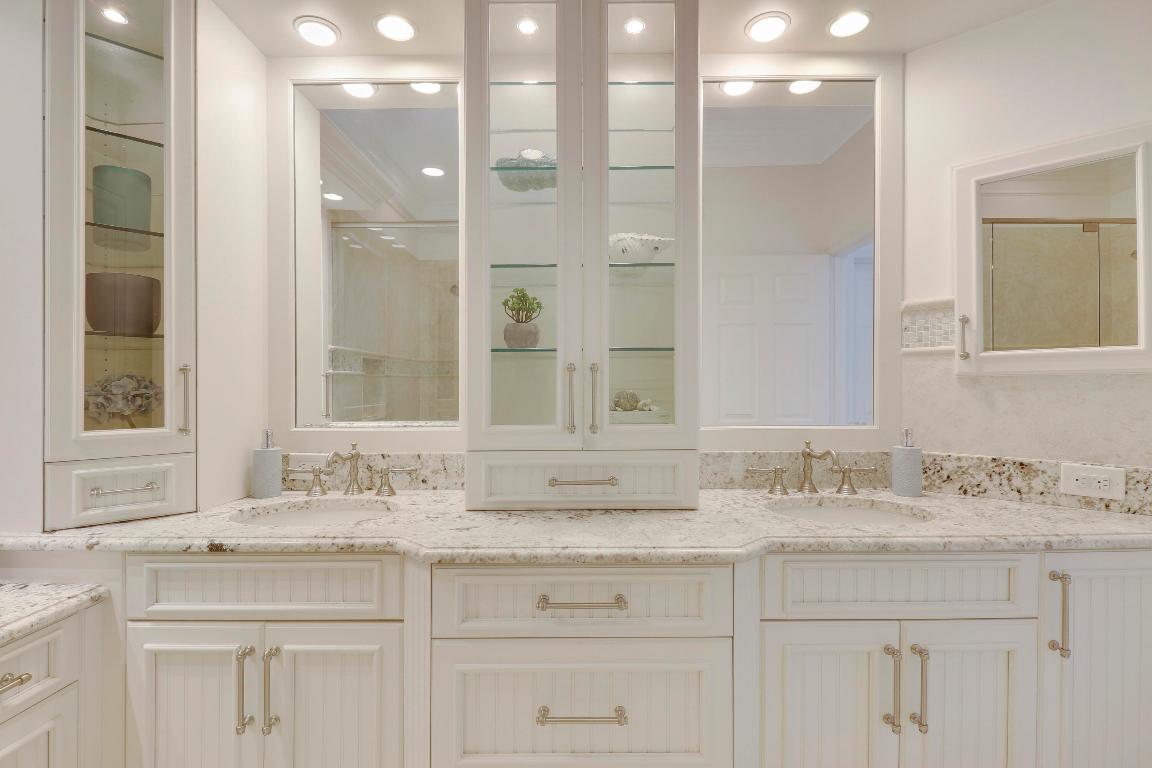 2000 S Highway A1a N602