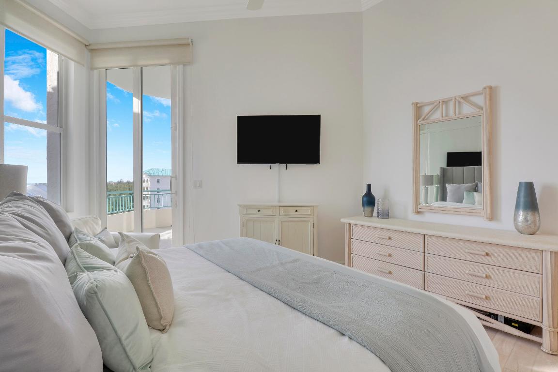 2000 S Highway A1a N602