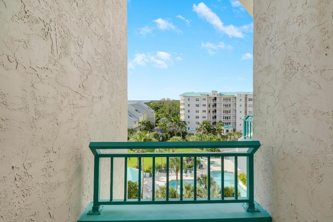 2000 S Highway A1a N602