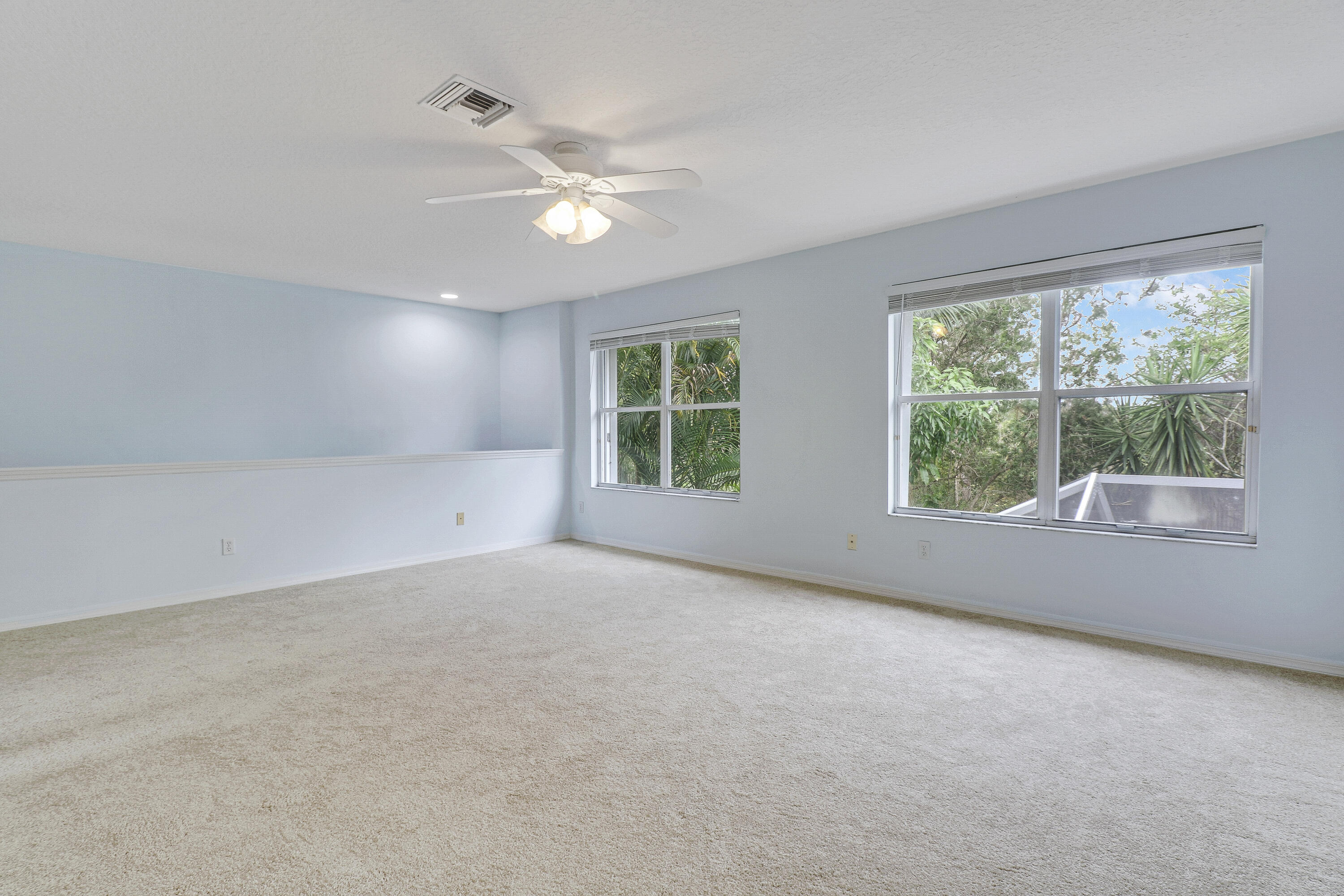 490 NW Bellworth Place