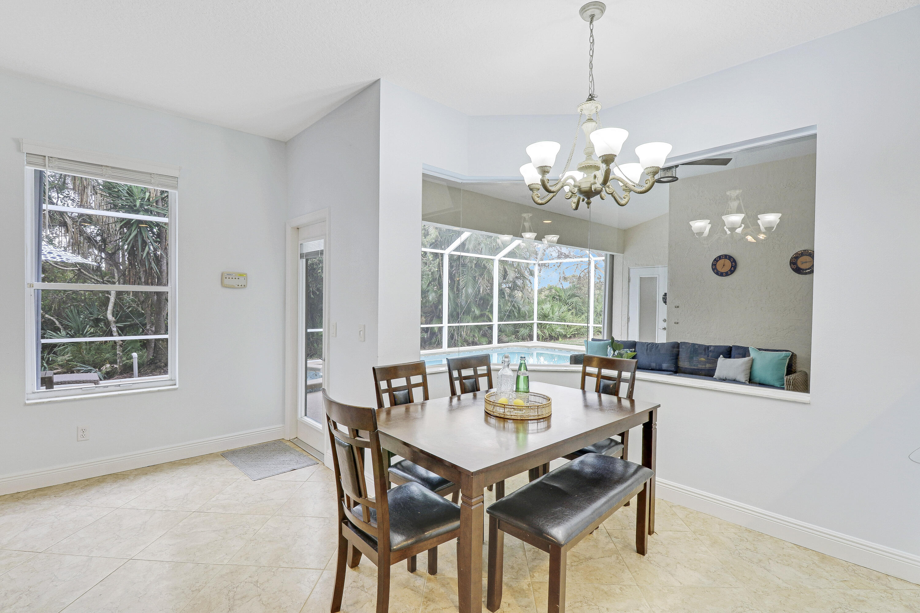 490 NW Bellworth Place