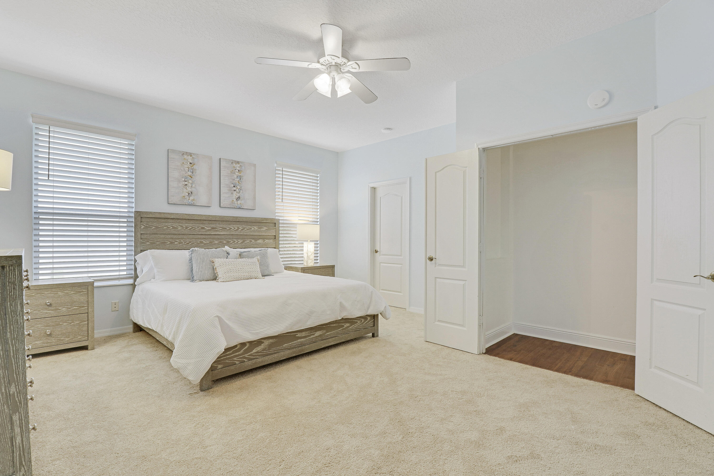 490 NW Bellworth Place