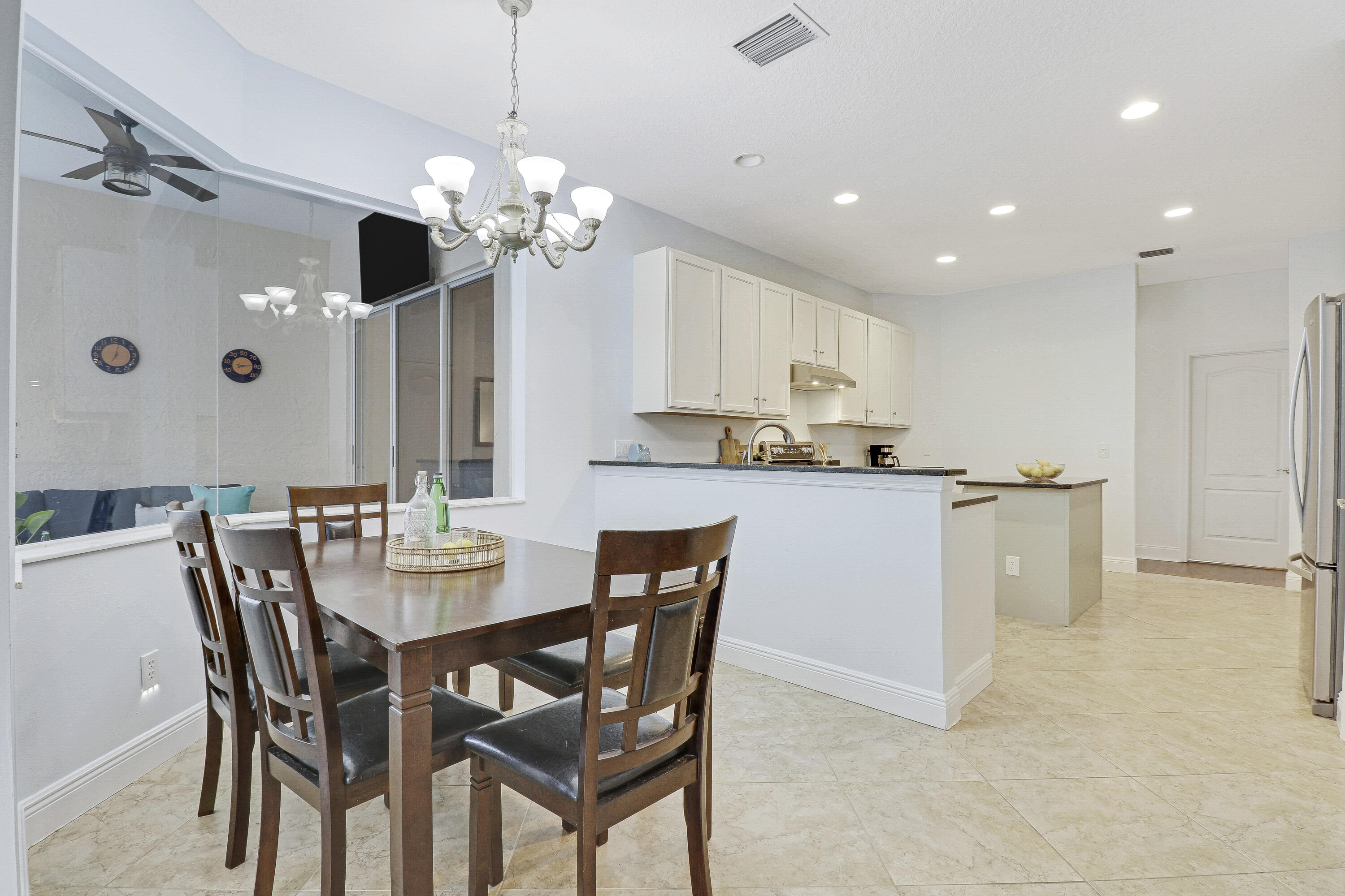 490 NW Bellworth Place