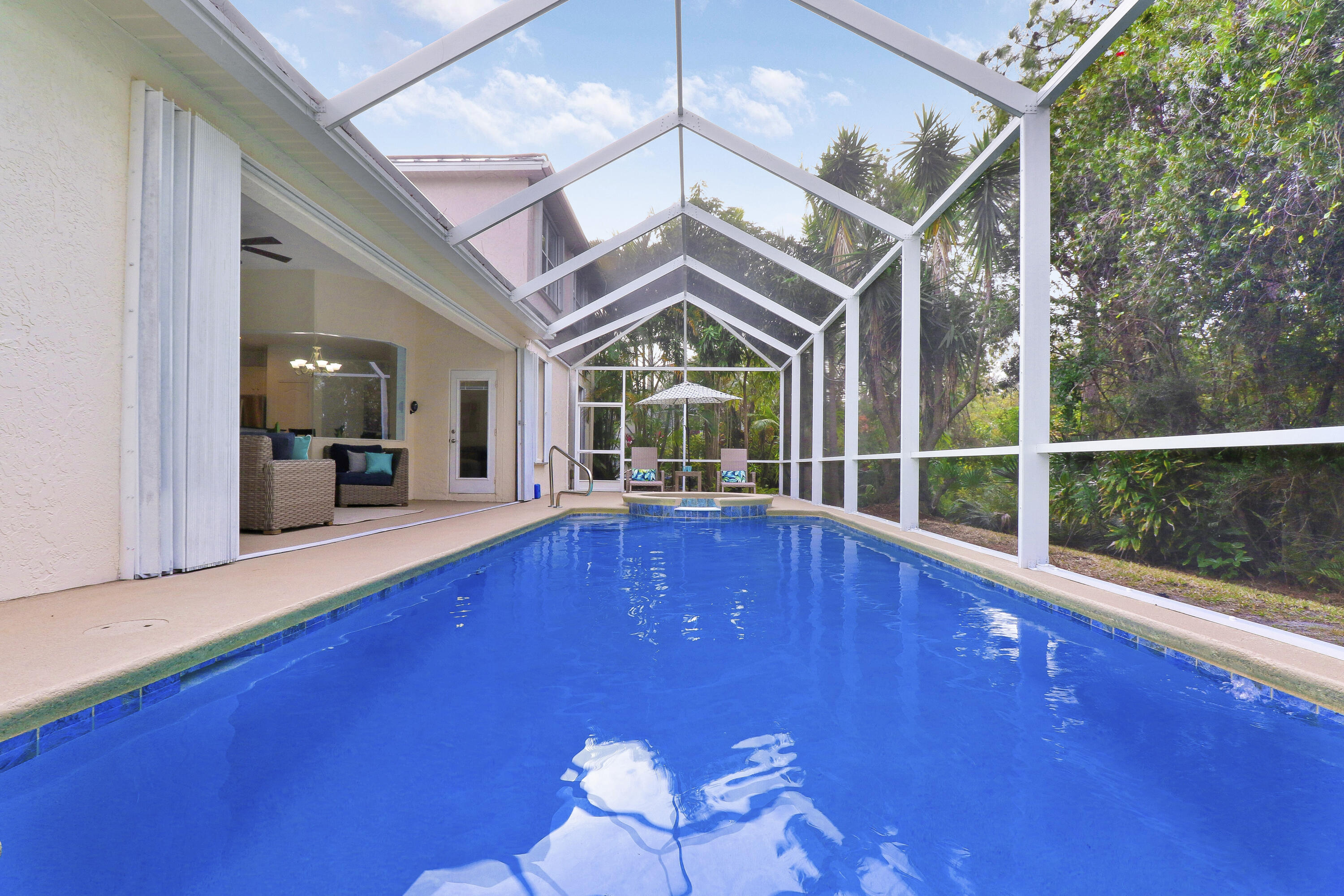 490 NW Bellworth Place