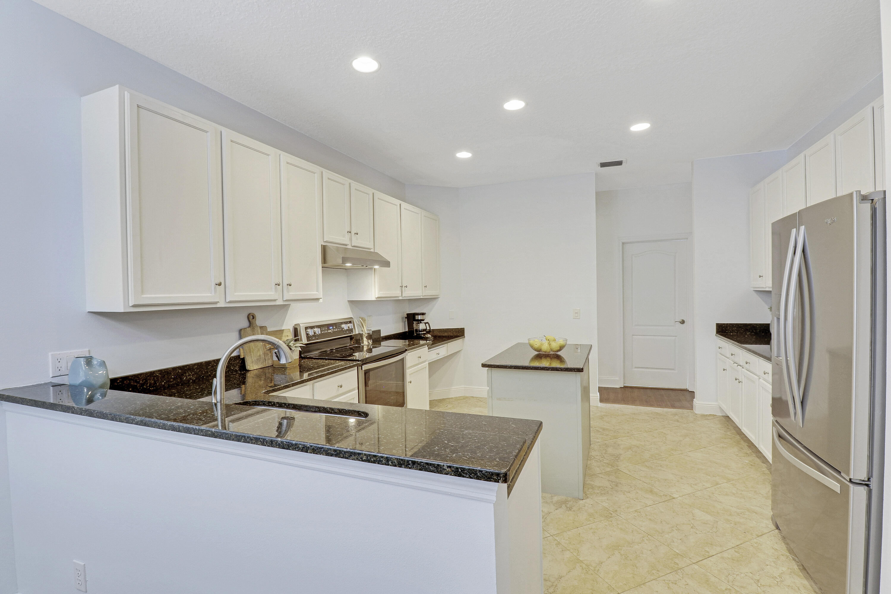 490 NW Bellworth Place