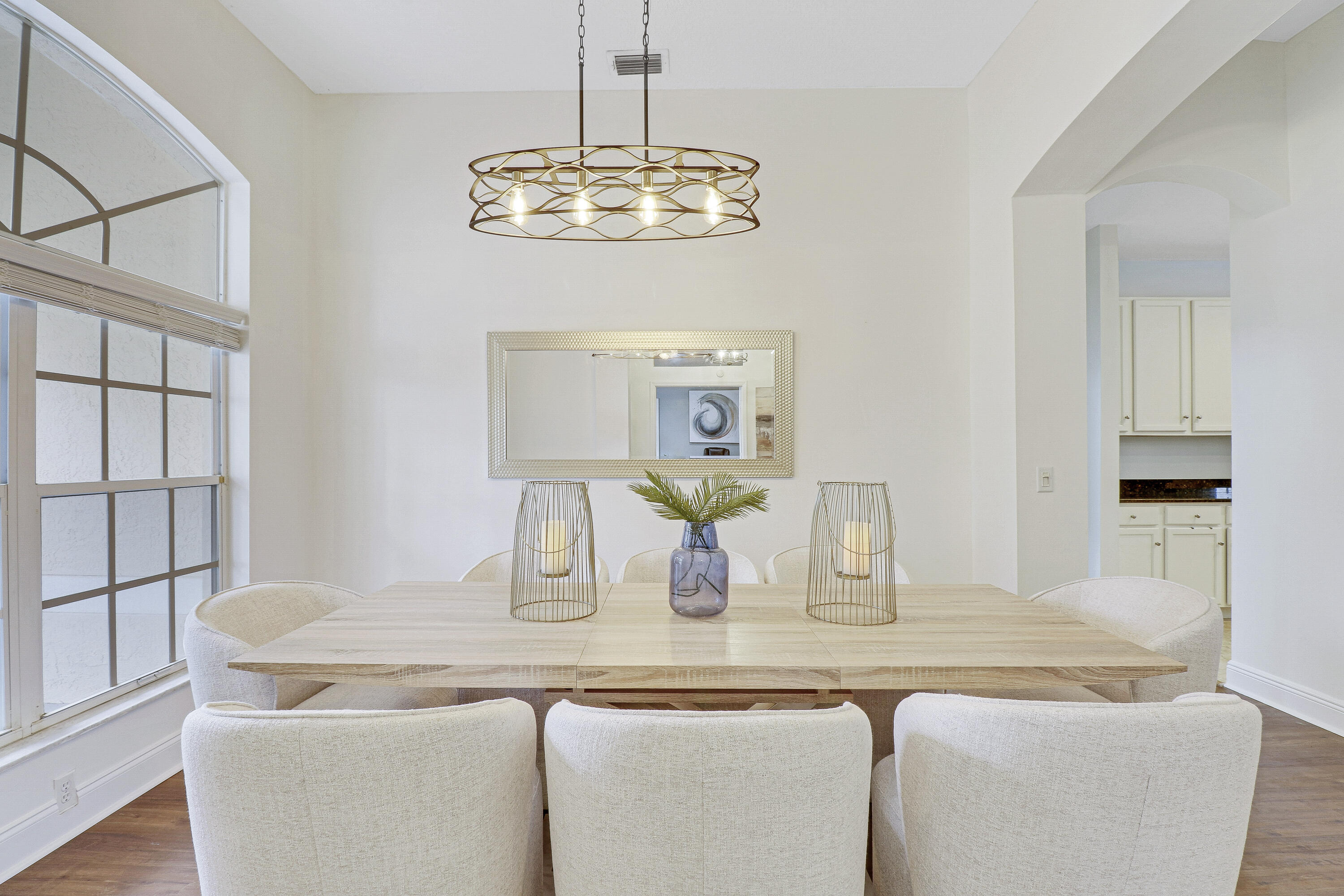 490 NW Bellworth Place