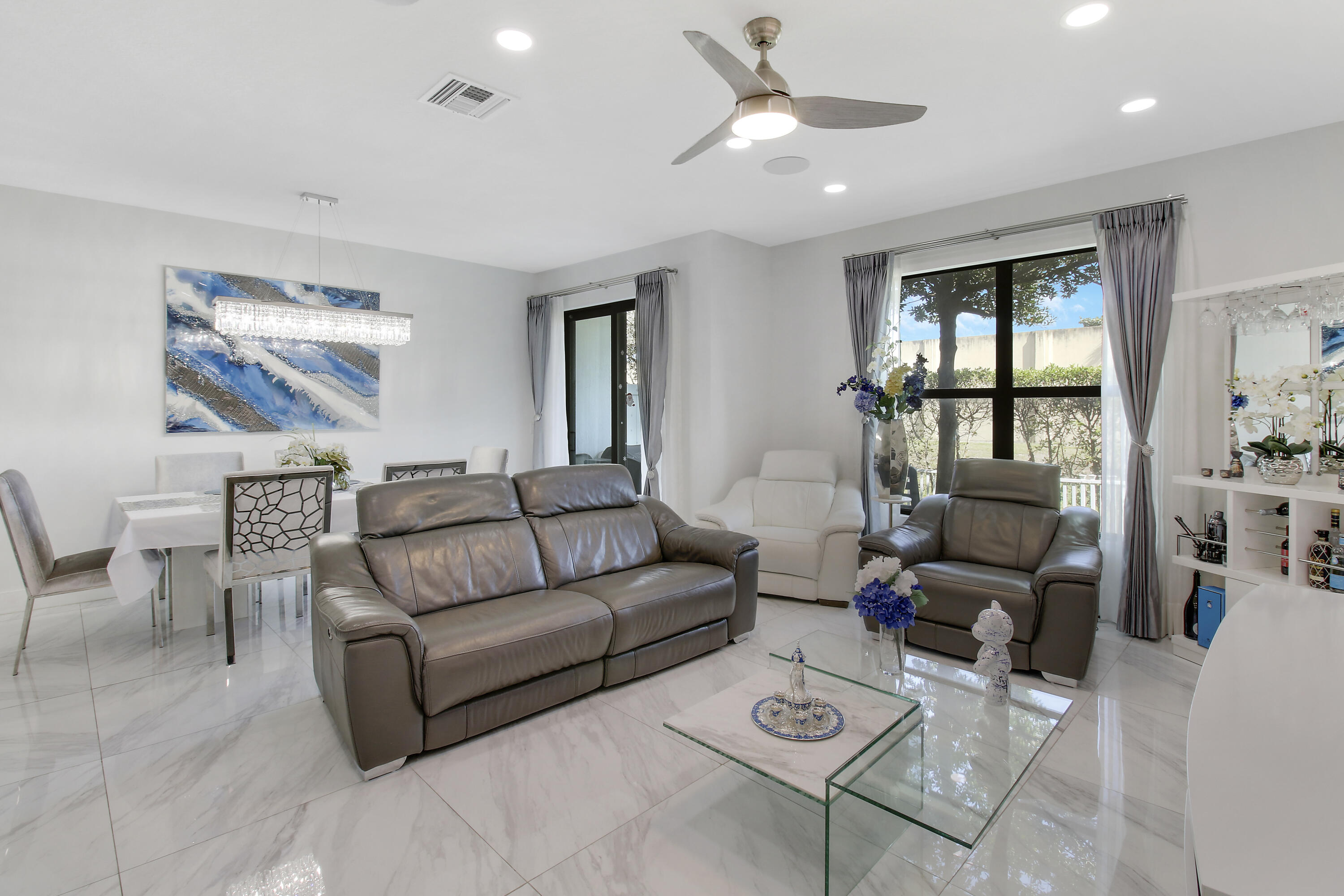 1010 Willow Place