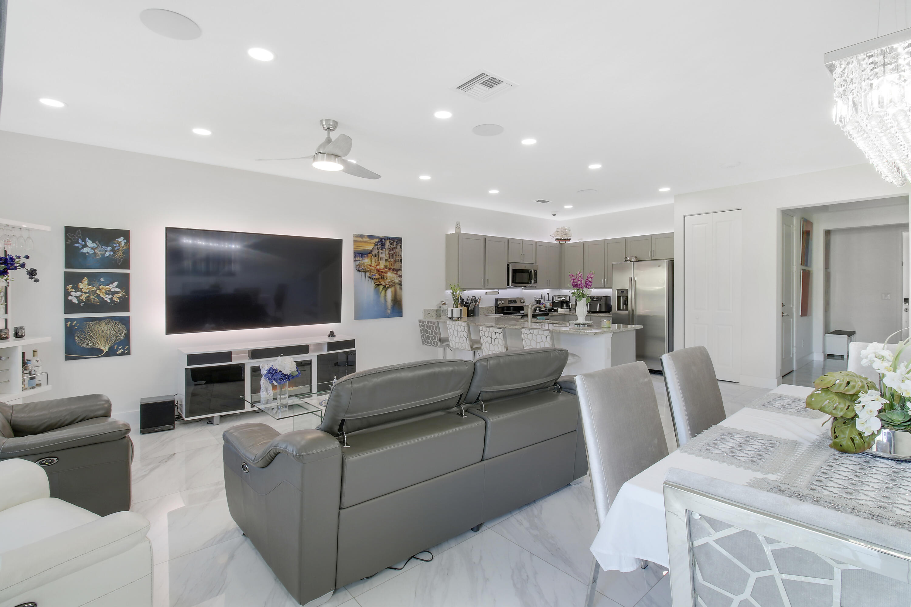 1010 Willow Place