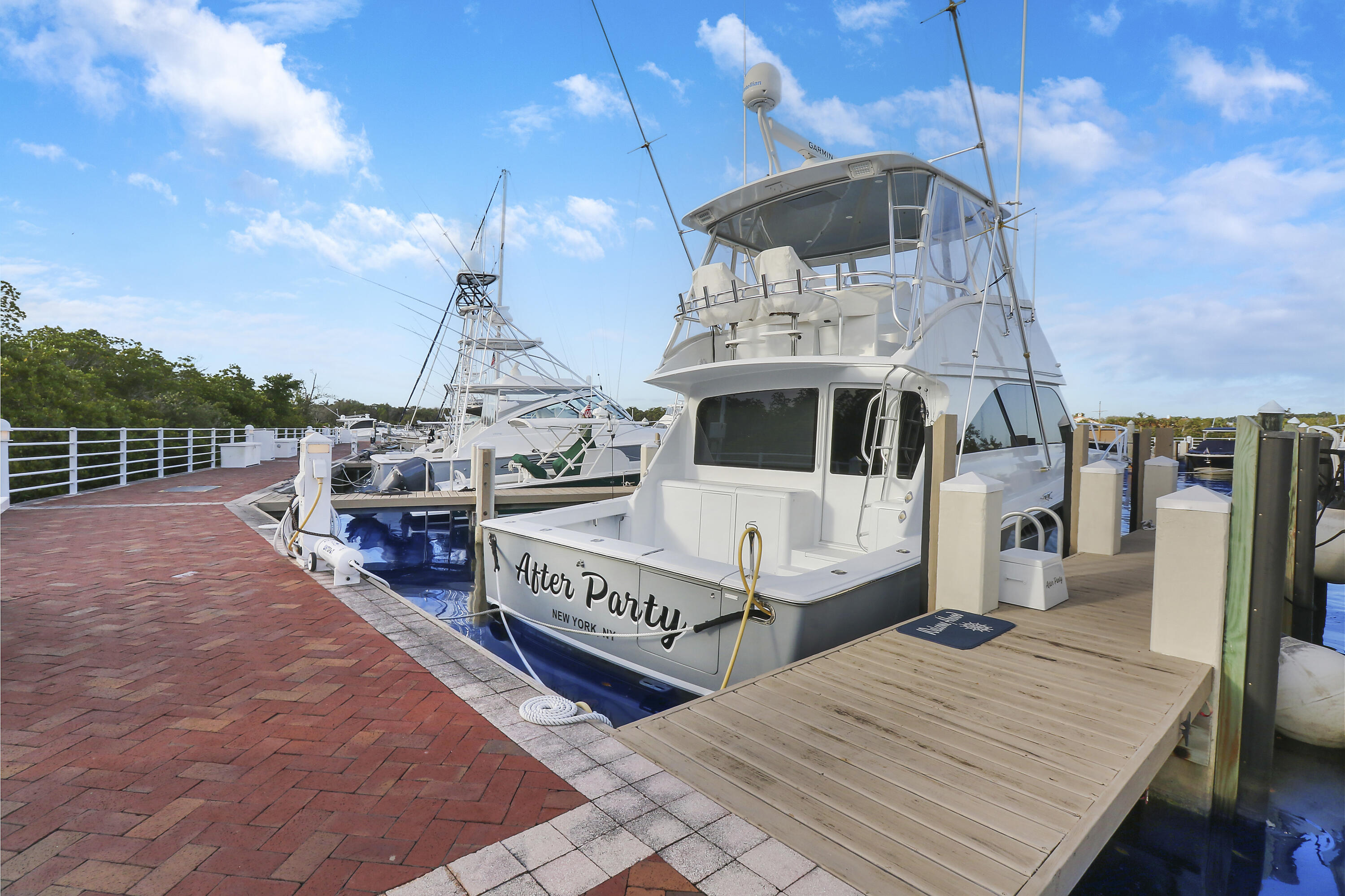 348 S Us Highway 1 68