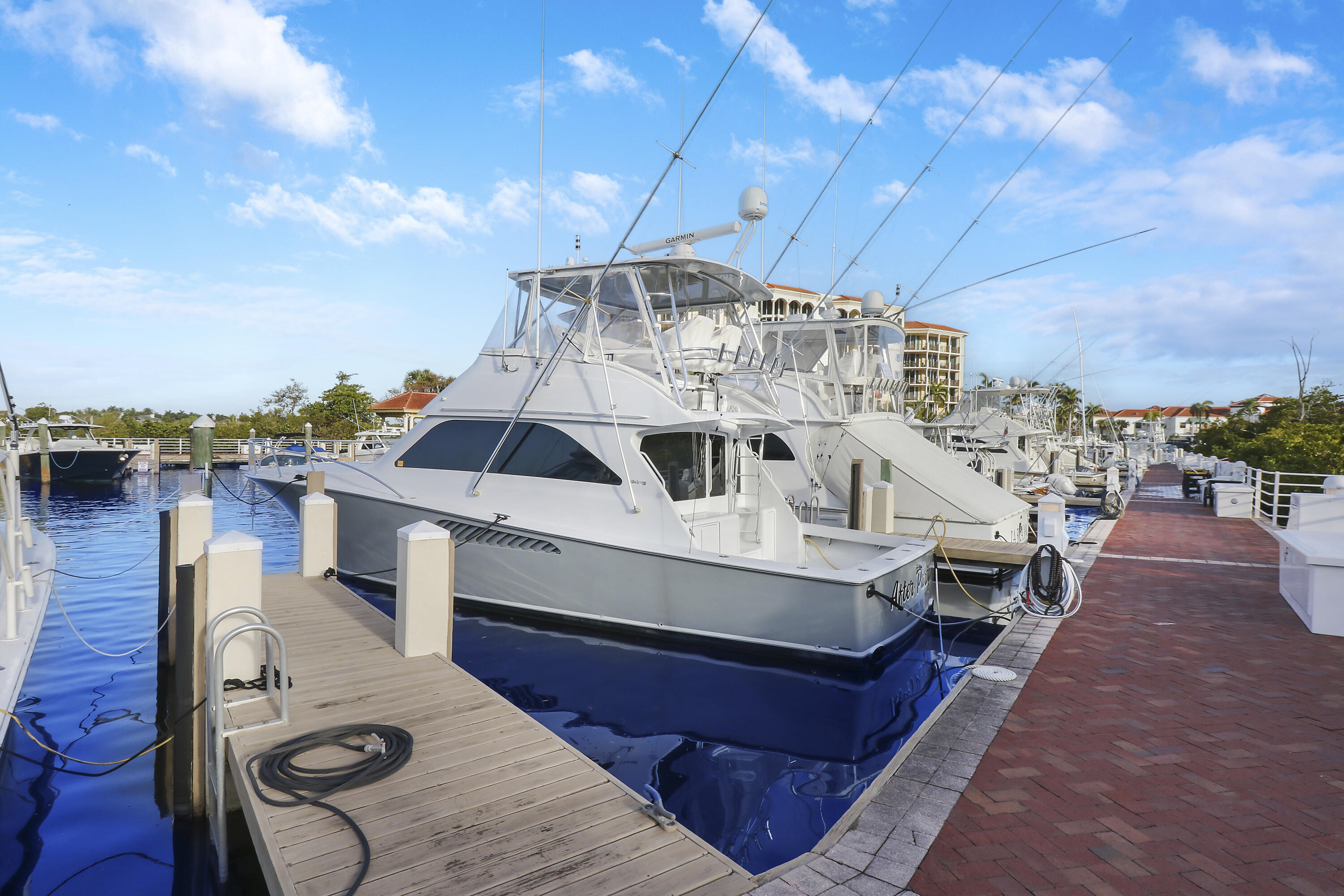 348 S Us Highway 1 68