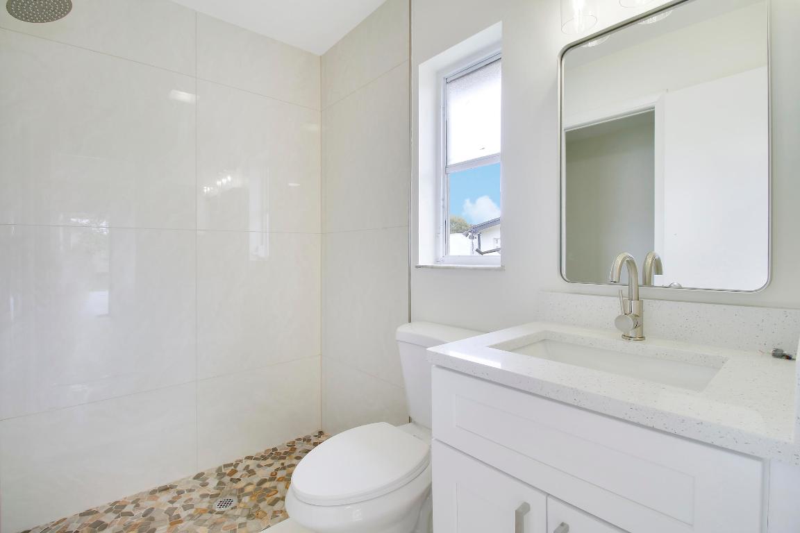 2198 SE Harrison Street