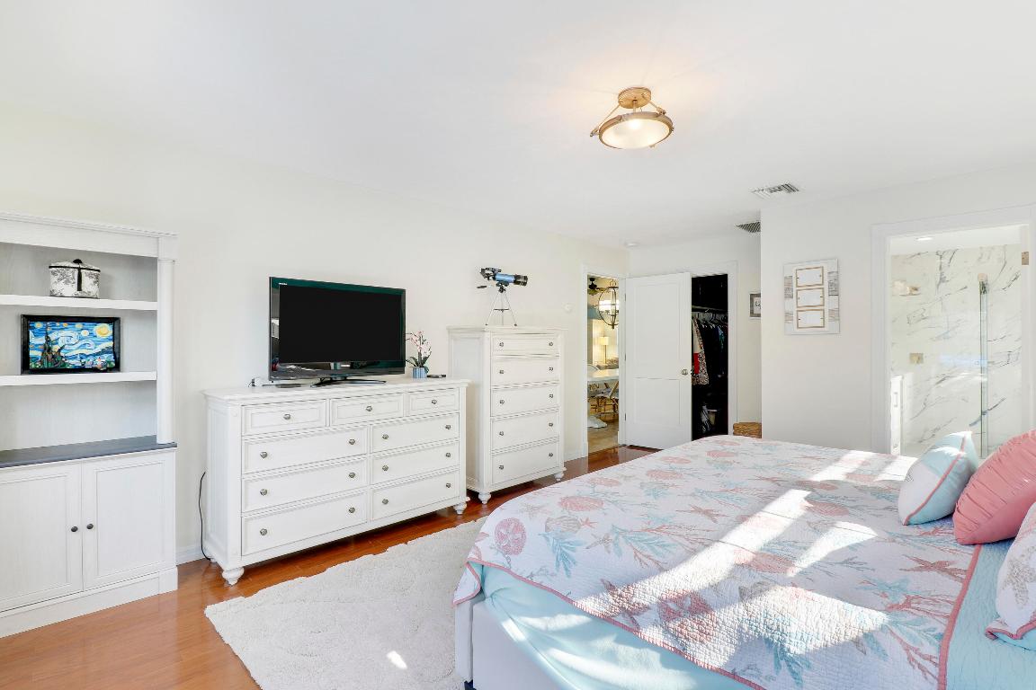 6146 Kendrick Street