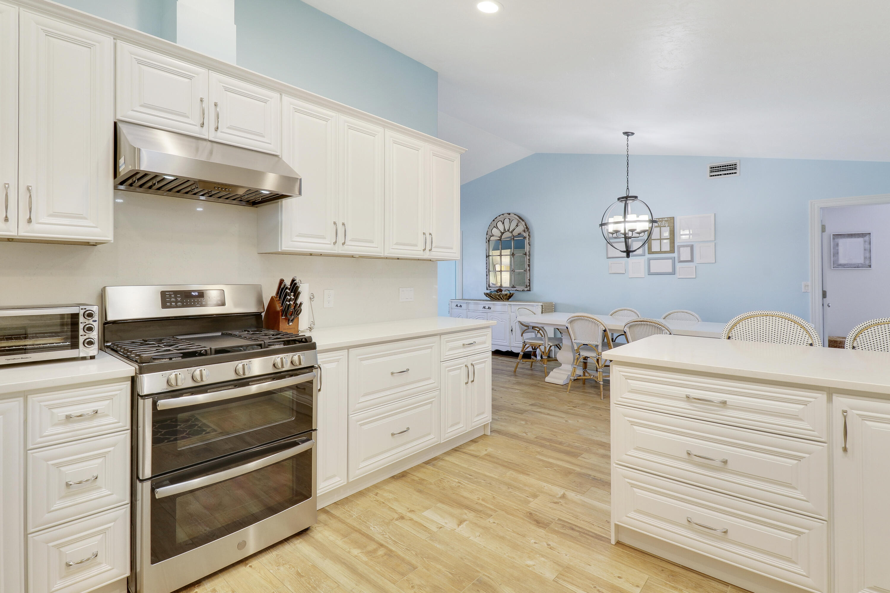 6146 Kendrick Street