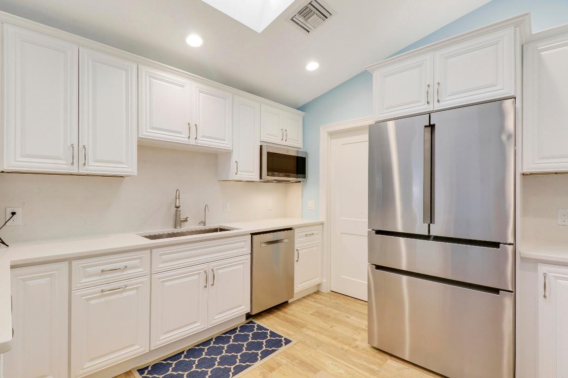 6146 Kendrick Street