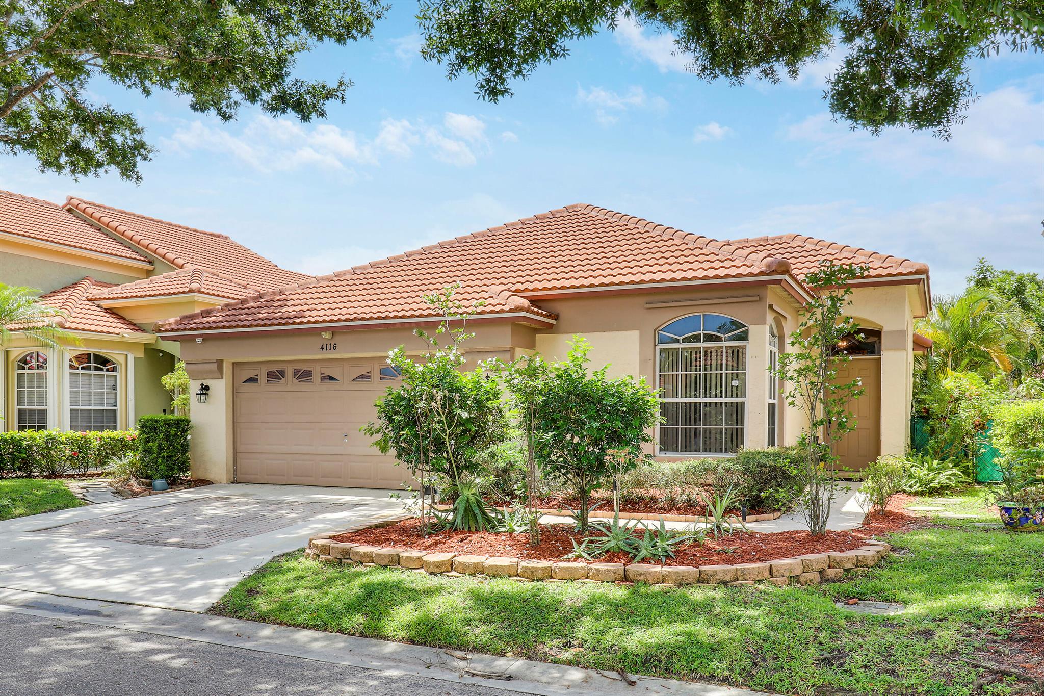 4116 Dakota Place
