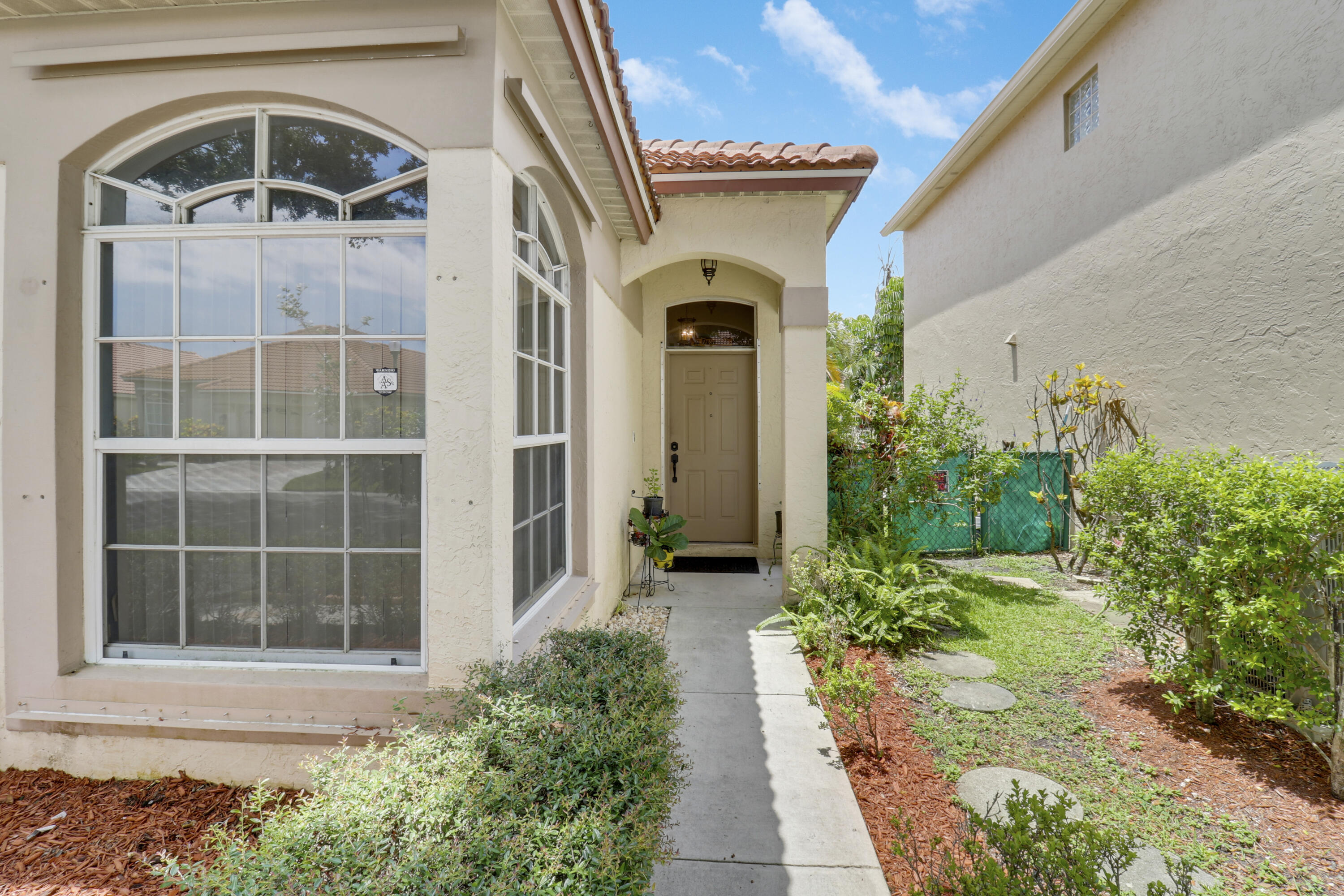 4116 Dakota Place